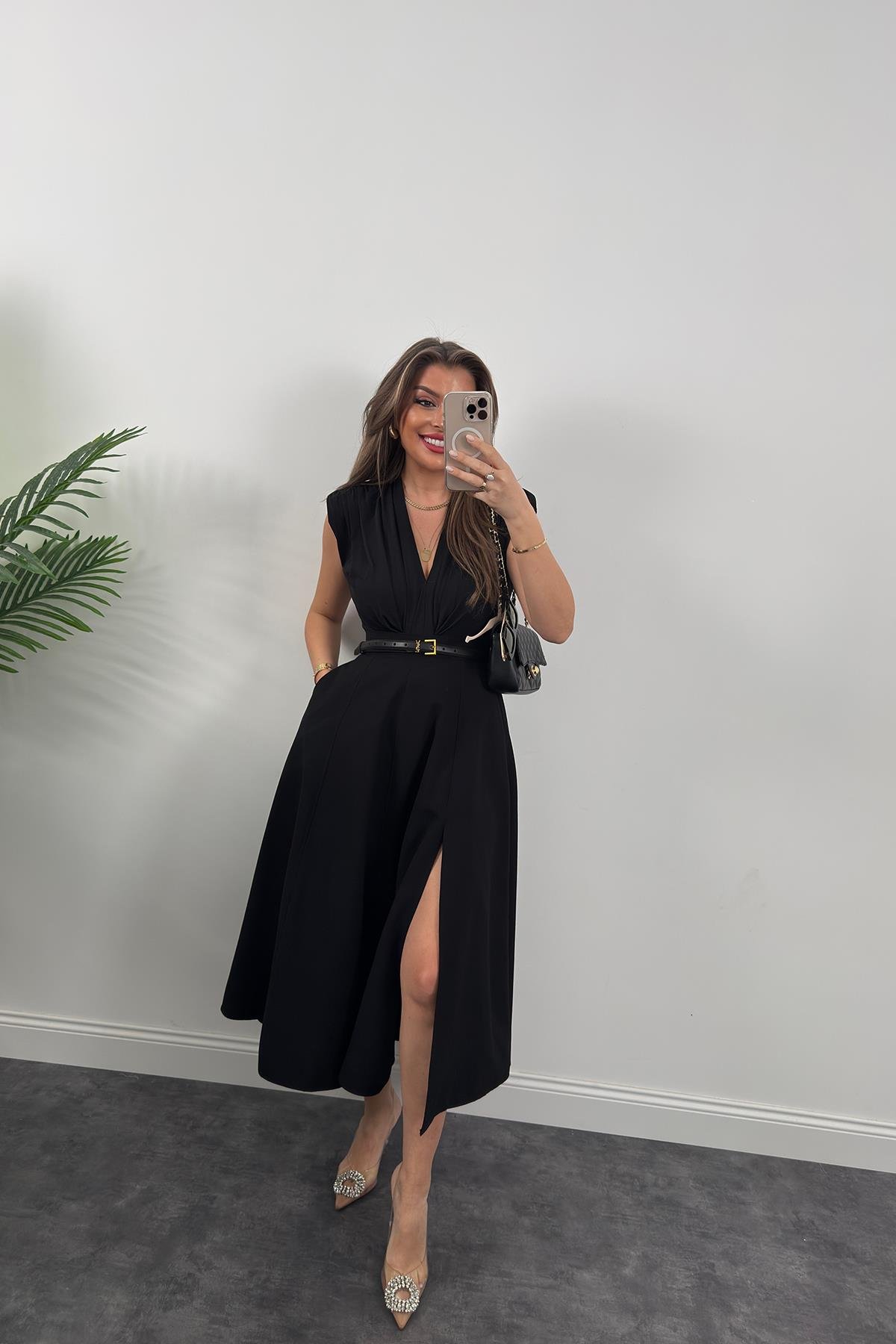 Vatkalı Likralı Sıfır Kol Drapeli Bodysuit Siyah