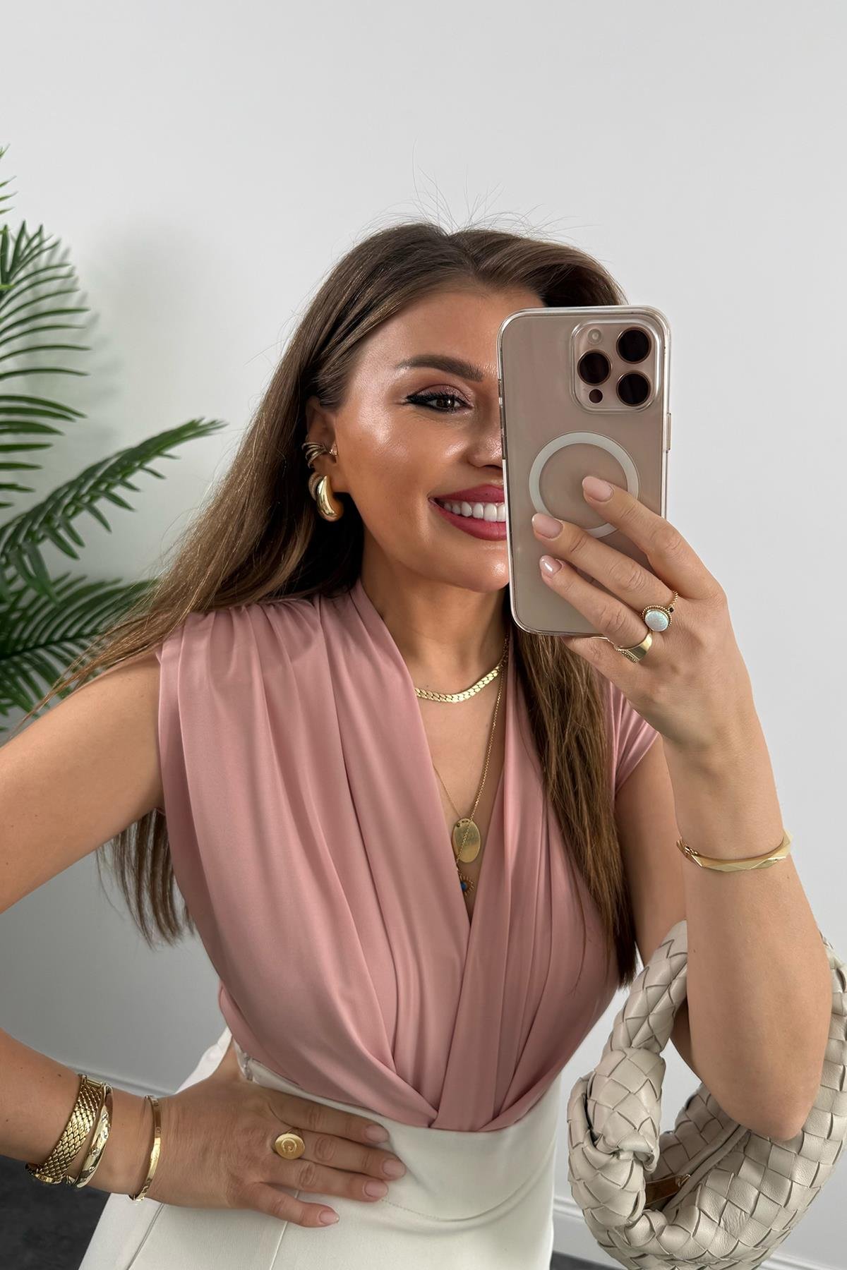 Vatkalı Likralı Sıfır Kol Drapeli Bodysuit Tatlı Pembe