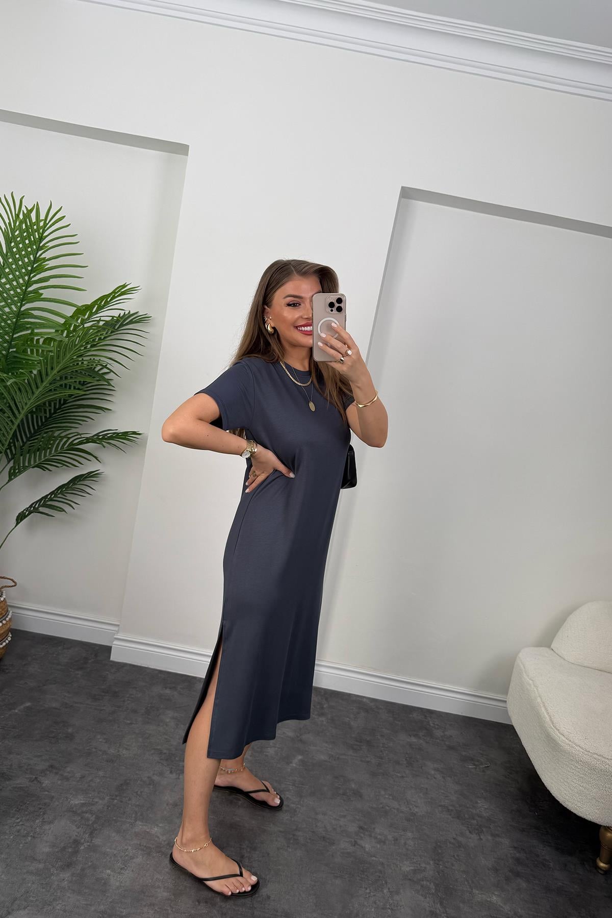 Yanı Yırtmaçlı Midi Boy Basic Elbise Antrasit