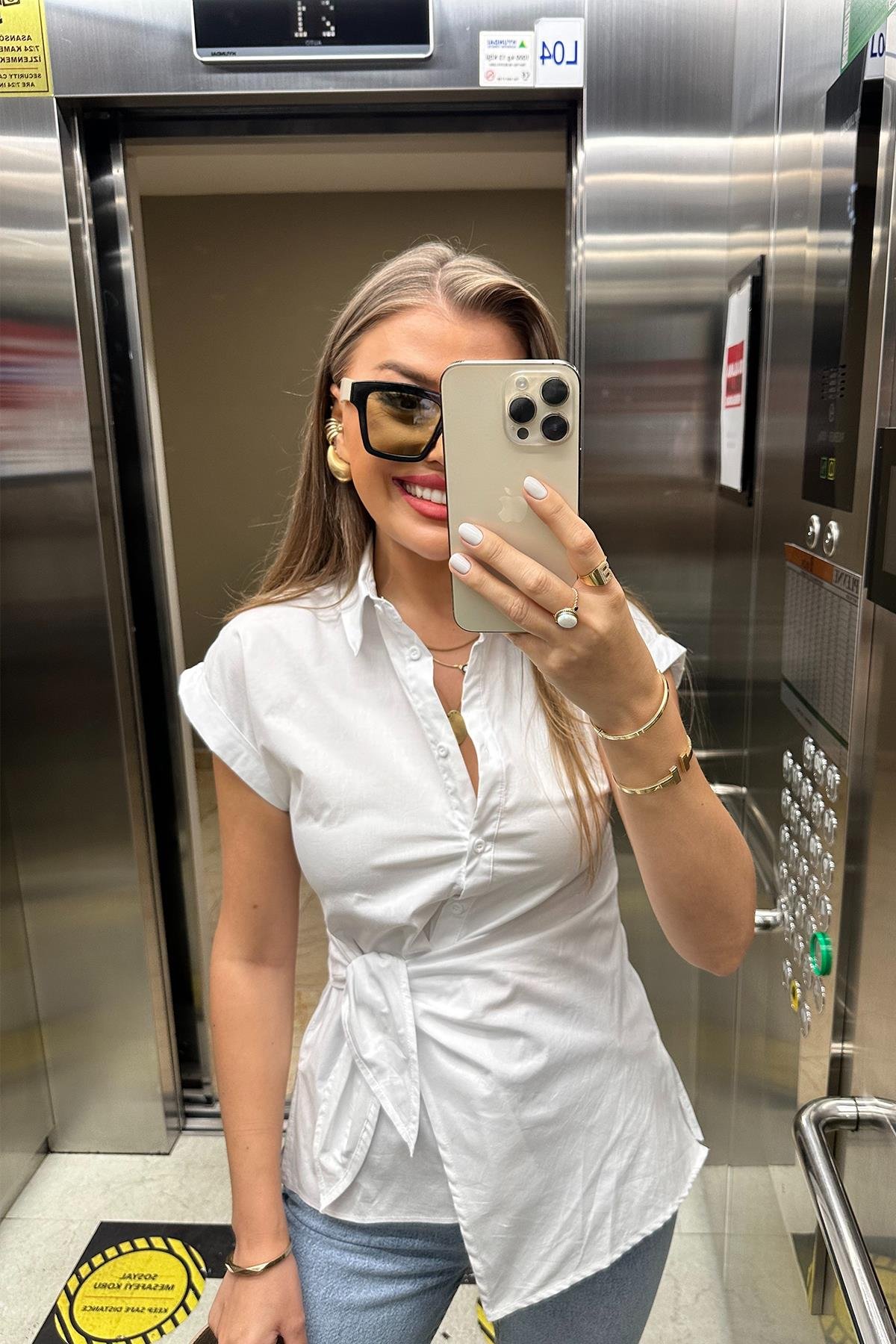 Zara Model Düğüm Detaylı Tasarım Beyaz Gömlek