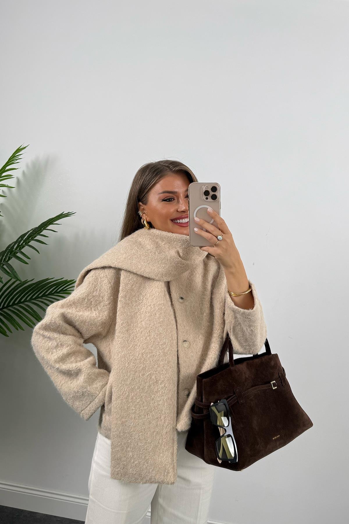 Zra Model Atkılı Yumoş Buklet Kaban