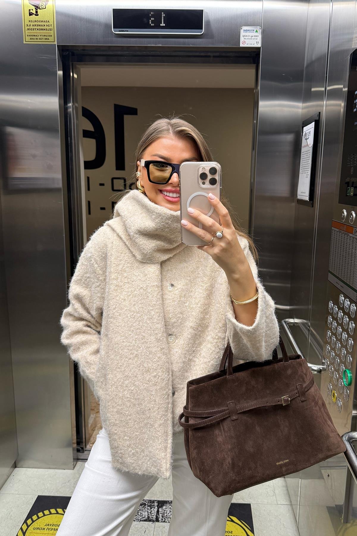 Zra Model Atkılı Yumoş Buklet Kaban