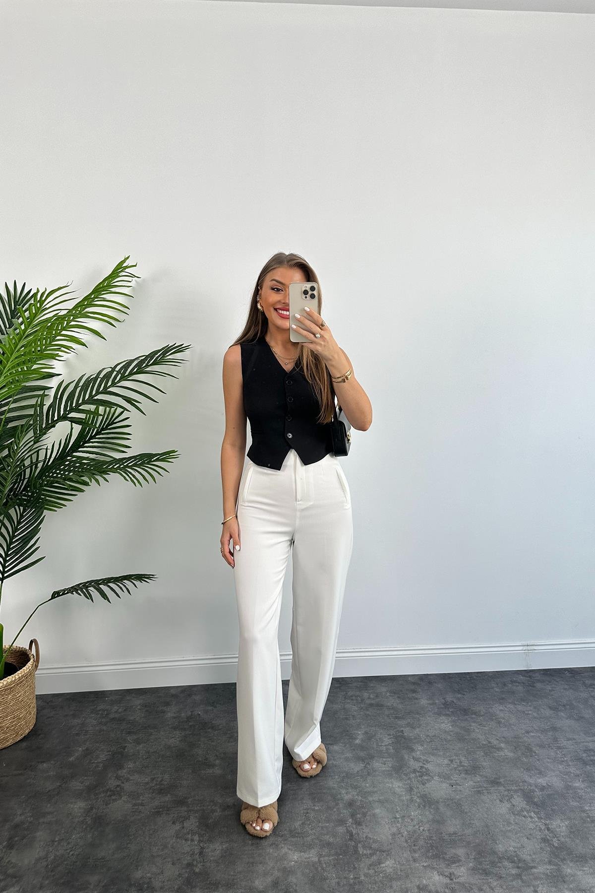 Zra Model Double Atlas Kumaş Astarlı Basic Yelek Siyah