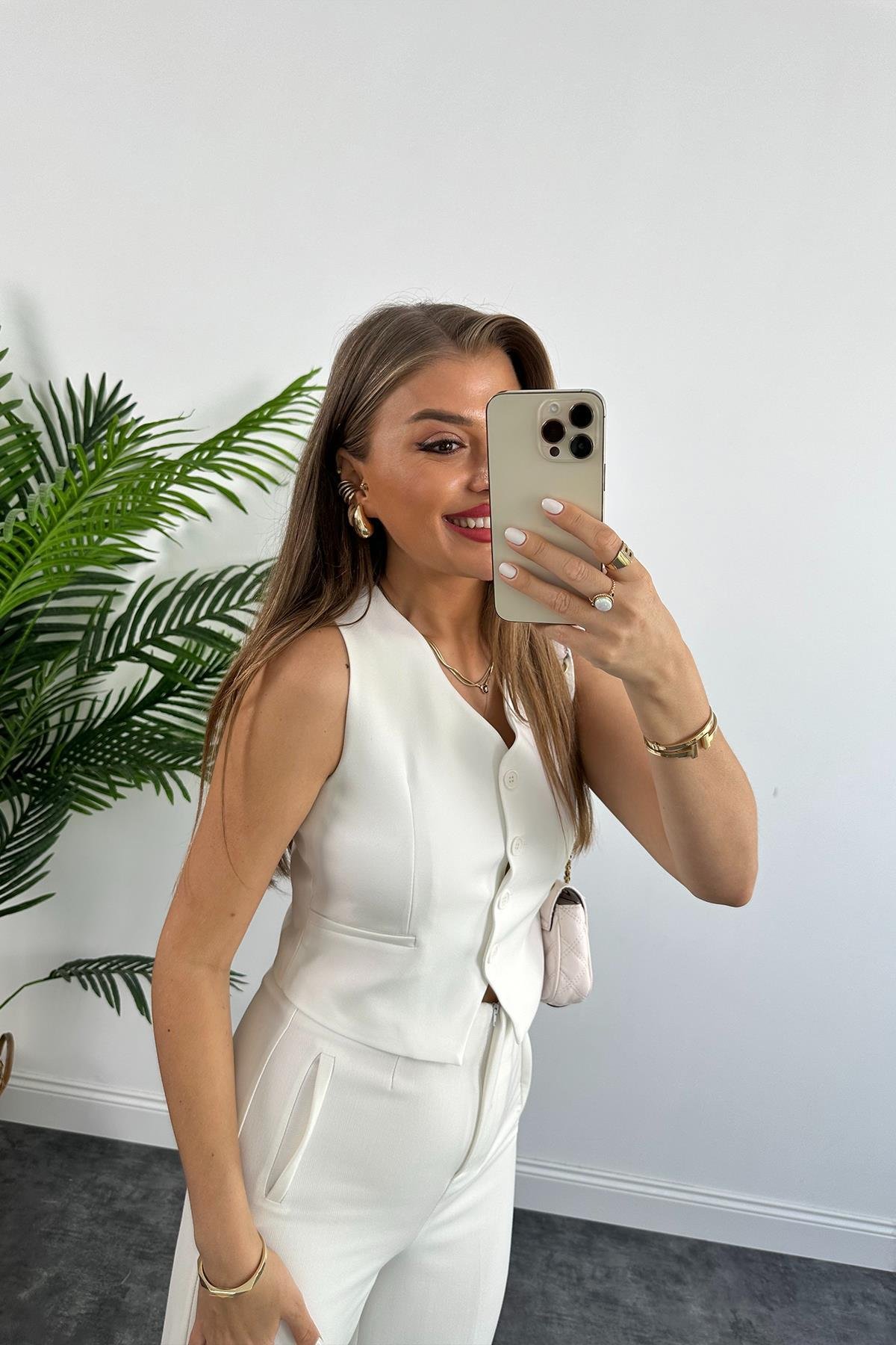 Zra Model Double Atlas Kumaş Astarlı Basic Yelek Beyaz