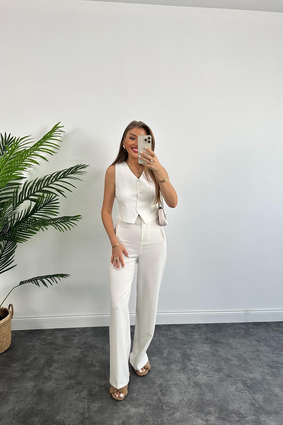 Zra Model Double Atlas Kumaş Astarlı Basic Yelek Beyaz