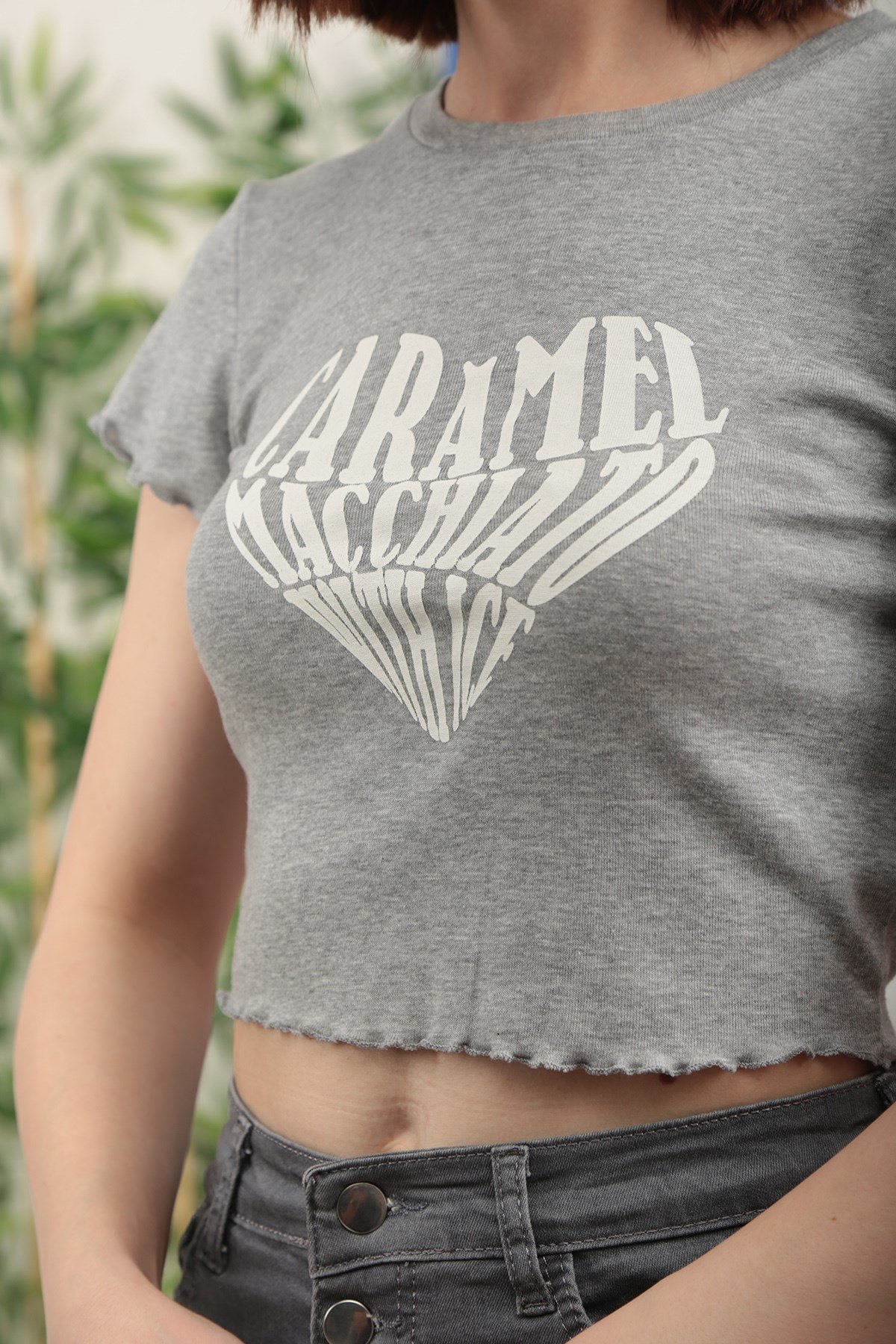 Kadın Gri Baskılı Crop Tshirt