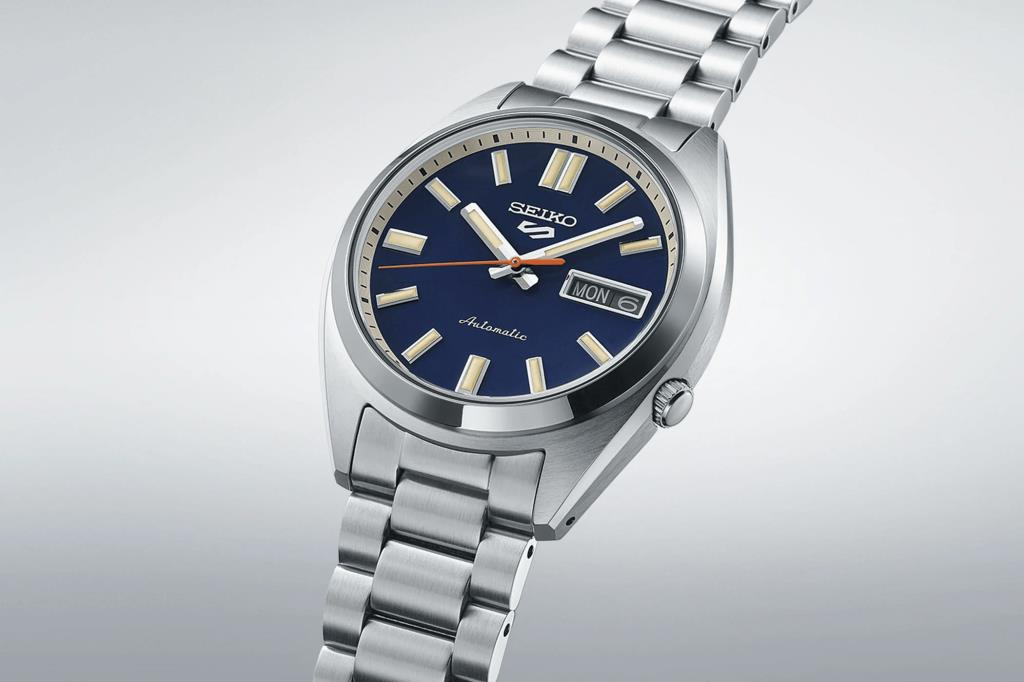 Seiko 5 Sports SRPK87K Erkek Kol Saati