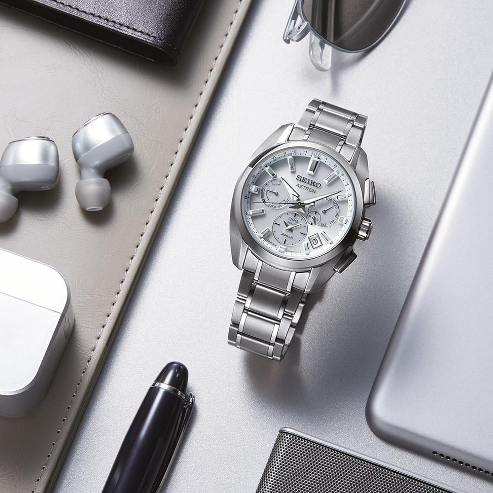 Seiko Astron GPS Solar SSH063J Erkek Kol Saati