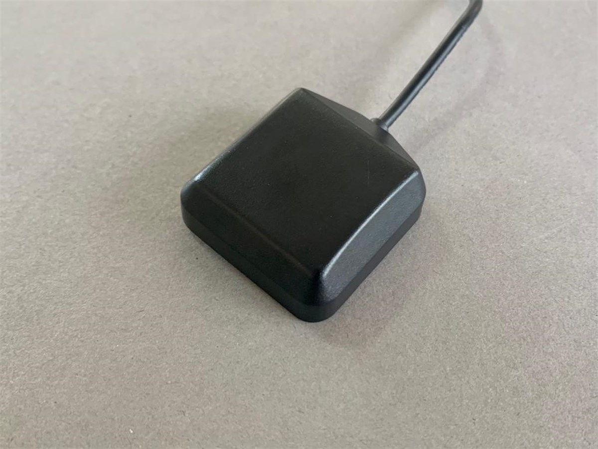 AL01 1dBi UHF RFID Anten