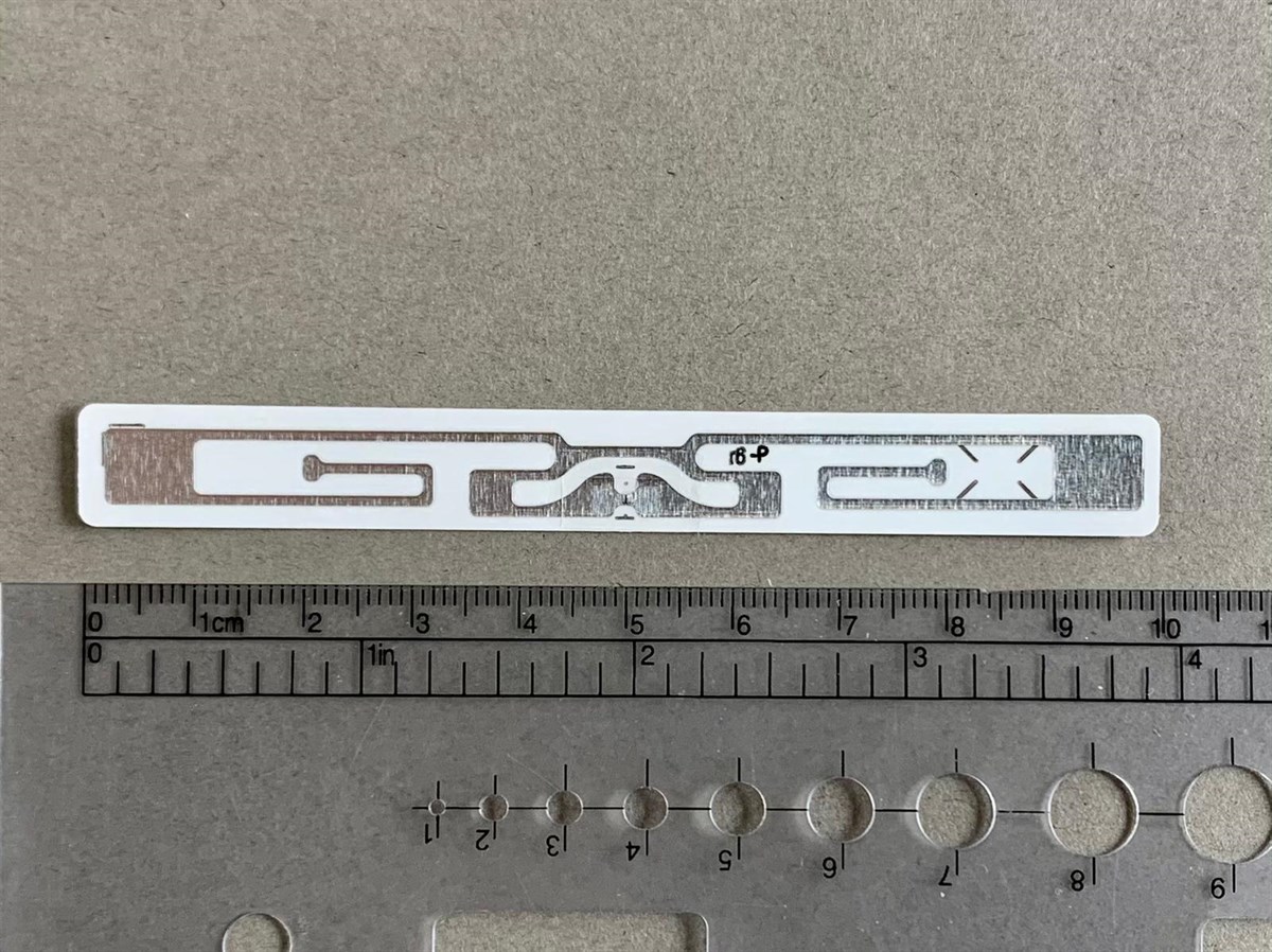 Avery Dennison AD-229r6-P UHF RFID Etiket (Monza R6-P)