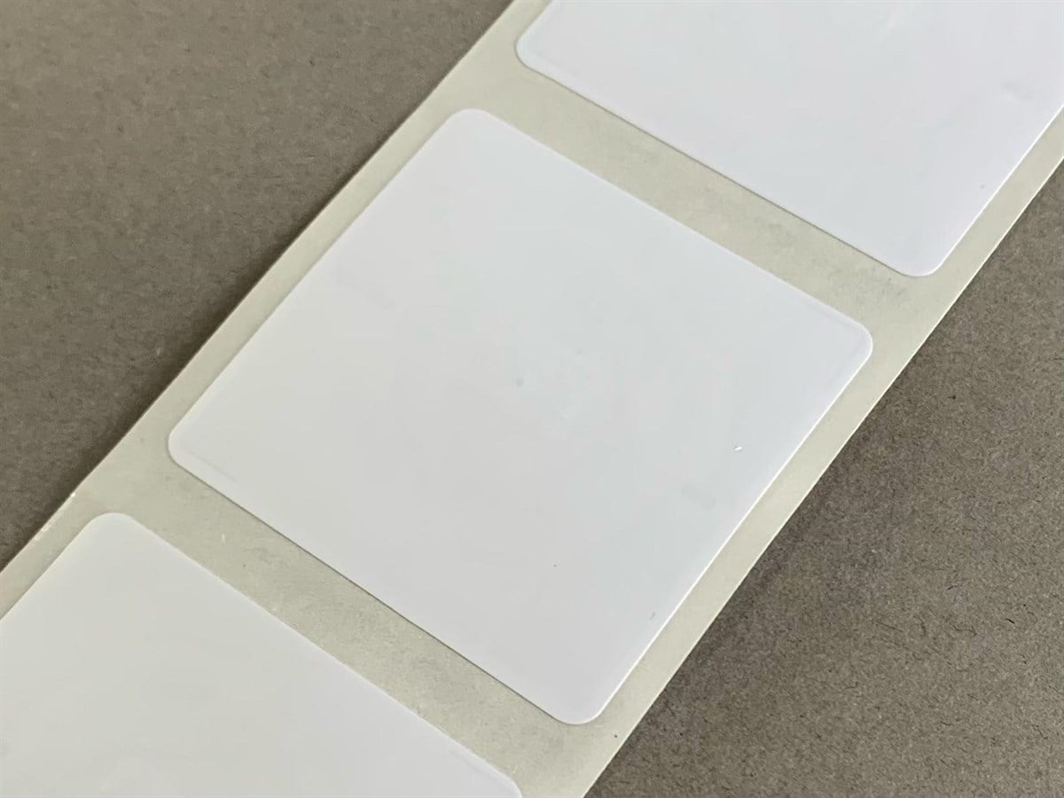 Avery Dennison AD-681m4D UHF Wet RFID Etiket (Monza 4D)