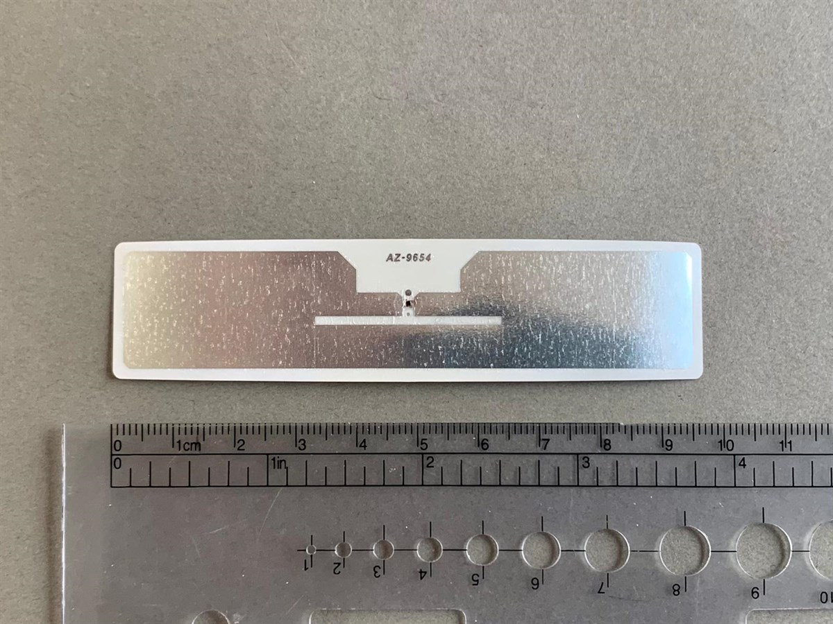 AZ-9654 UHF RFID Etiket