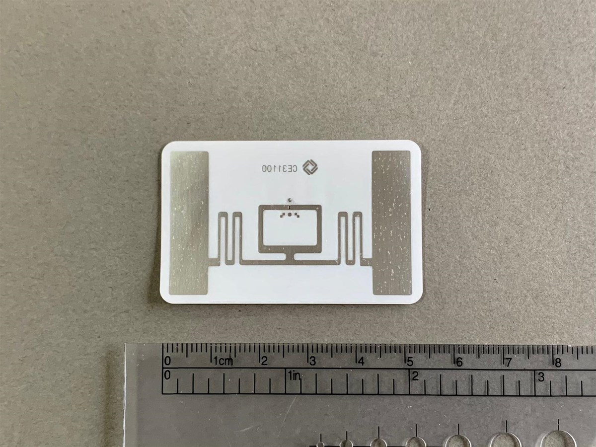 C10 UHF RFID Etiket