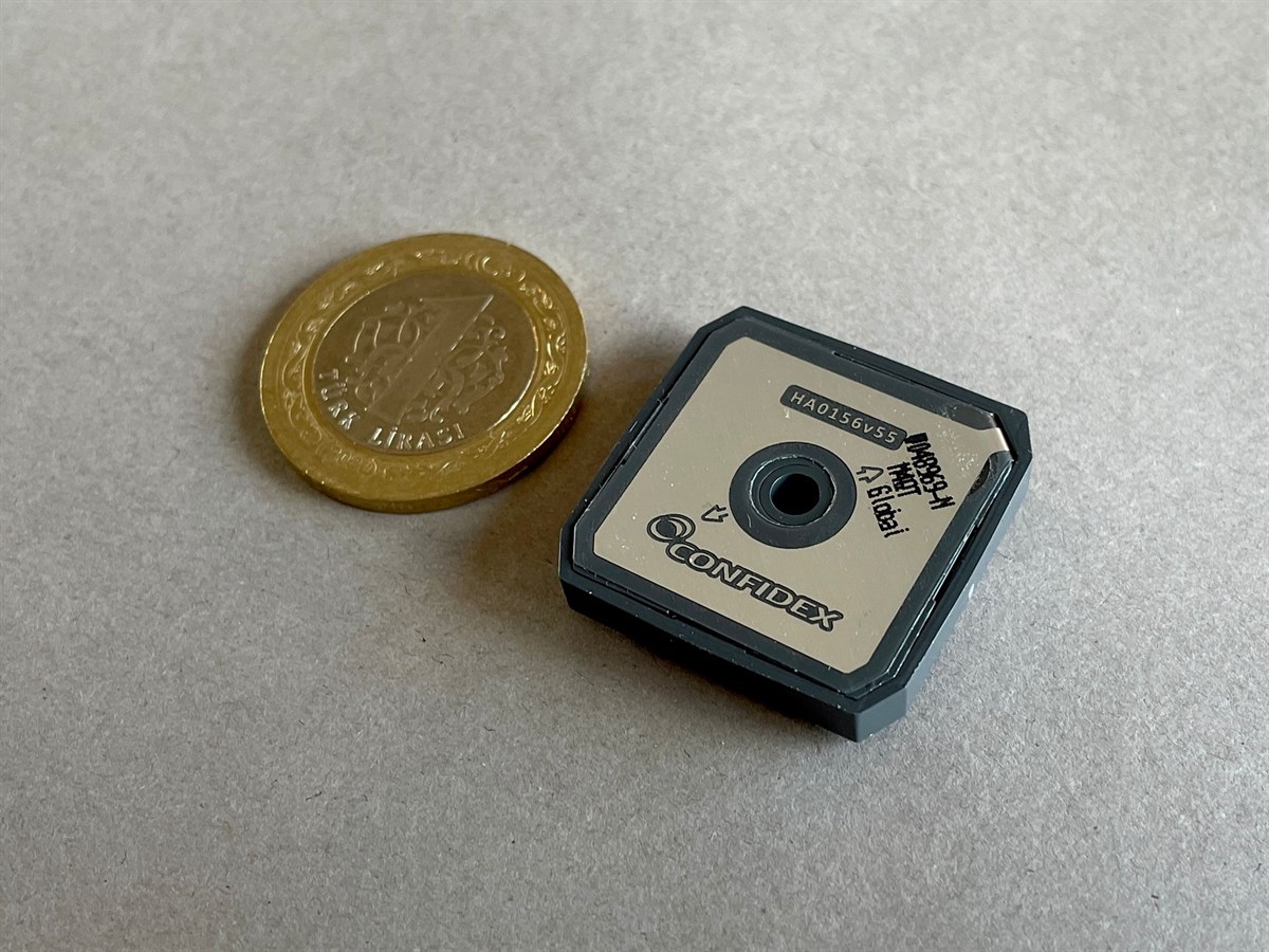 Confidex Ironside Micro Metal Üstü RFID Etiket