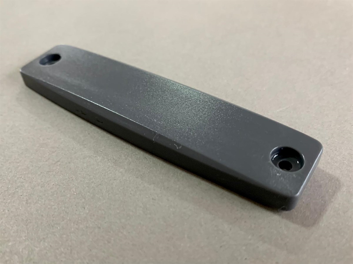 Metal Üstü Sert RFID Etiket