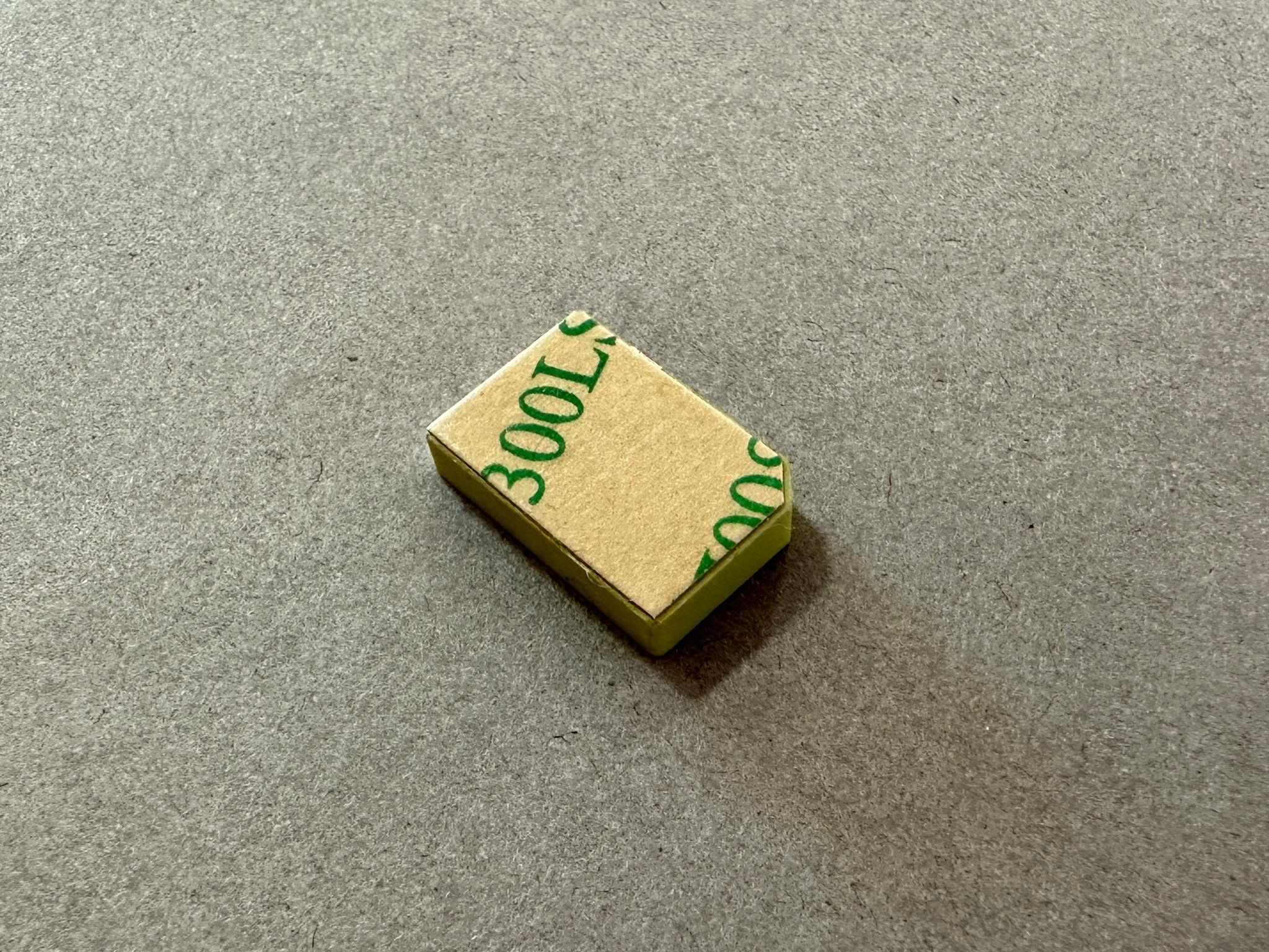 Omni-ID Fit 400 Embedded RFID Etiket