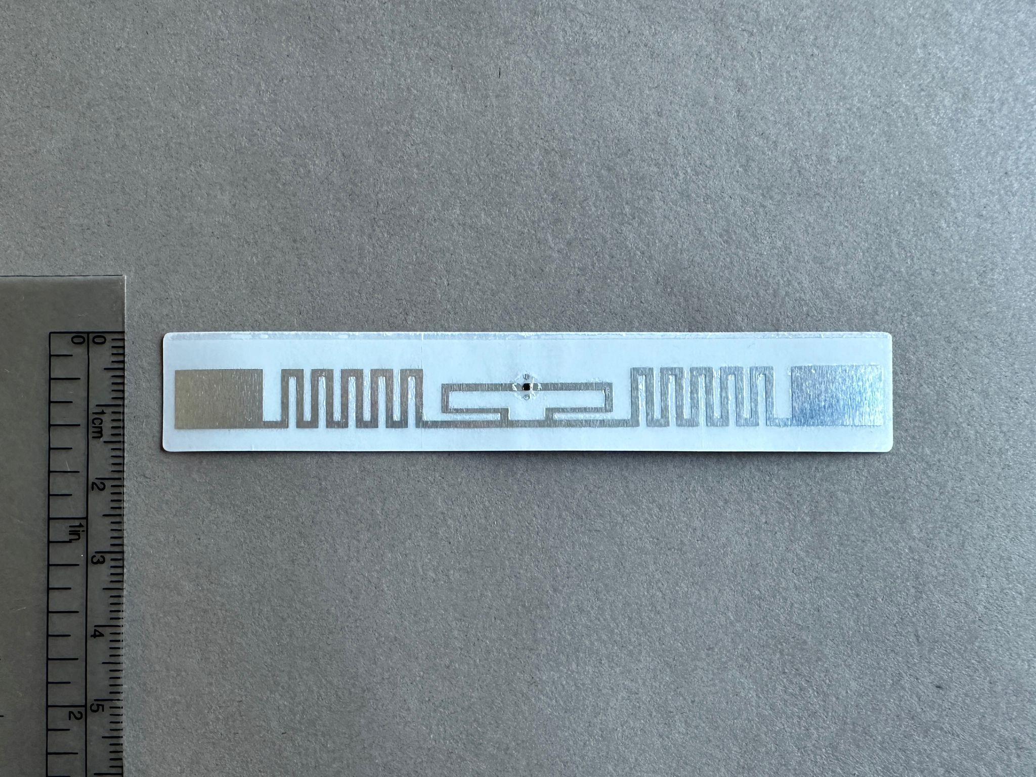 RB26 UHF RFID Etiket