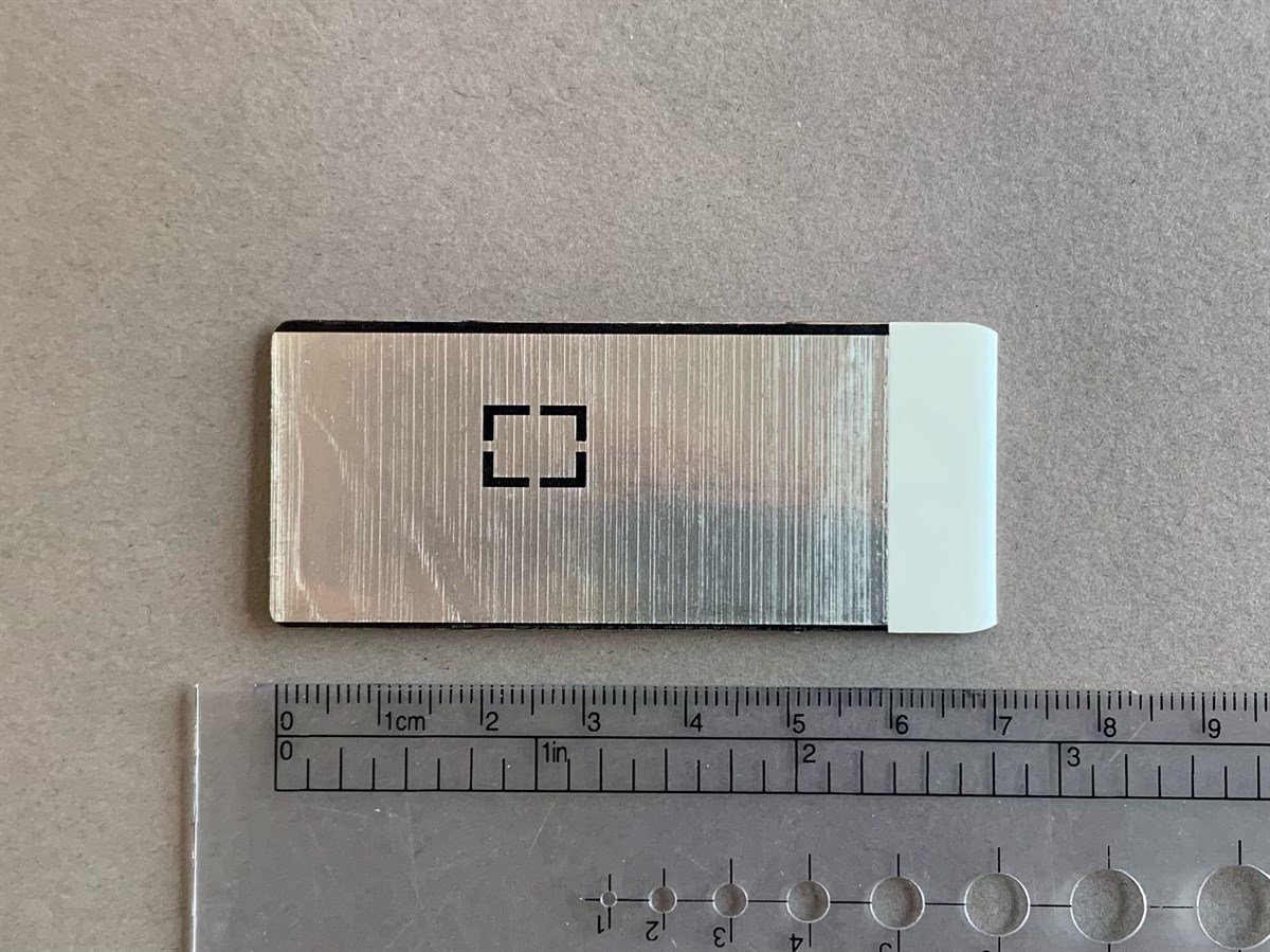 US7030 Çok Amaçlı UHF Metal Üstü RFID Etiket - Monza R6-P
