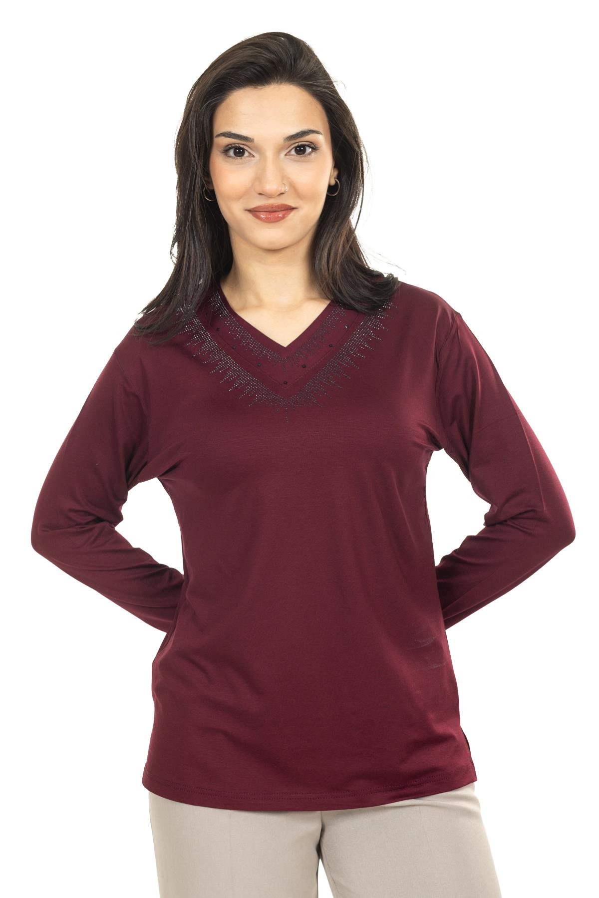 Kadın Orta Yaş ve Üzeri Yeni Model V Yaka Sade Model Anne Penye Bluz 30565