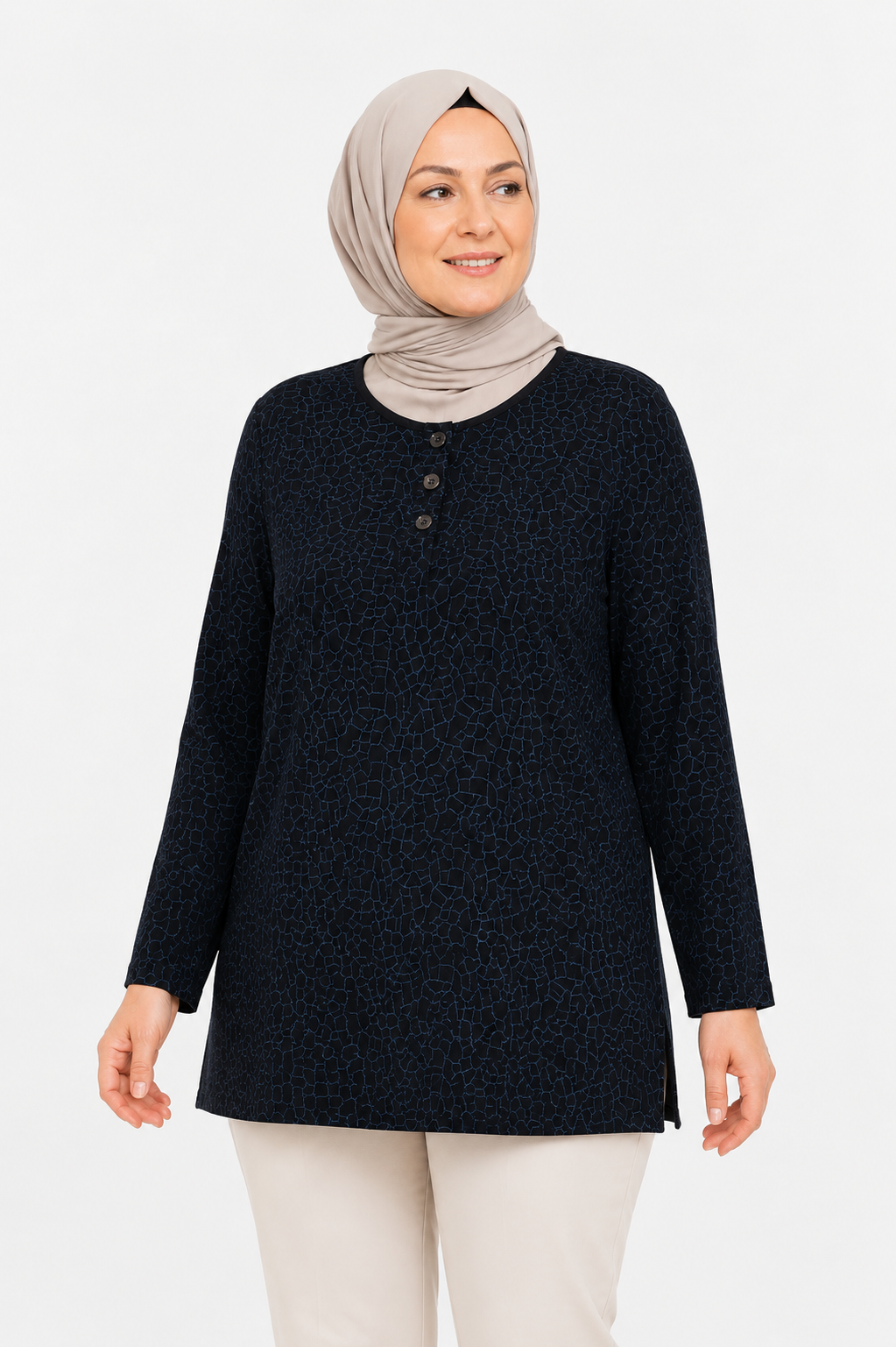 Kadın Yeni Model Yüksek Kalite Yuvarlak Yaka Orta Yaş Anne Penye Bluz 6549