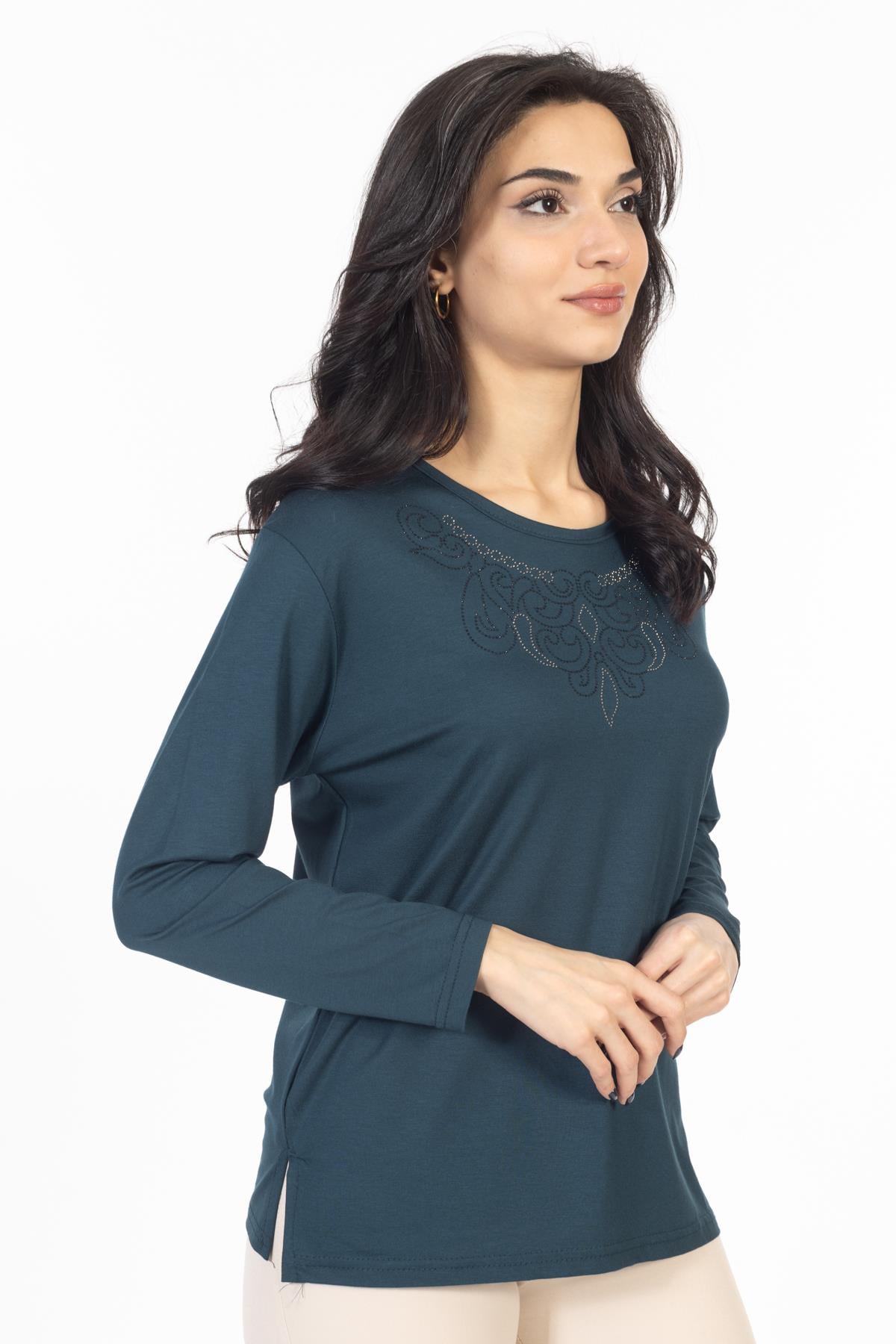 Yeni Model 2024 Taş İşlemeli Yuvarlak Yaka Likralı Anne Penye Bluz 6430