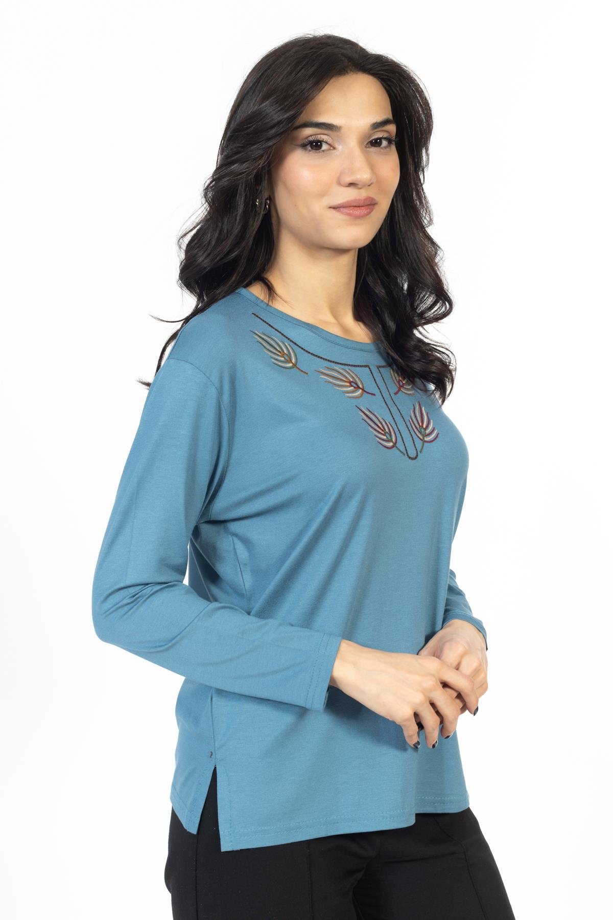 Yeni Model Nakış İşlemeli Yuvarlak Yaka Likralı Anne Penye Bluz 6440