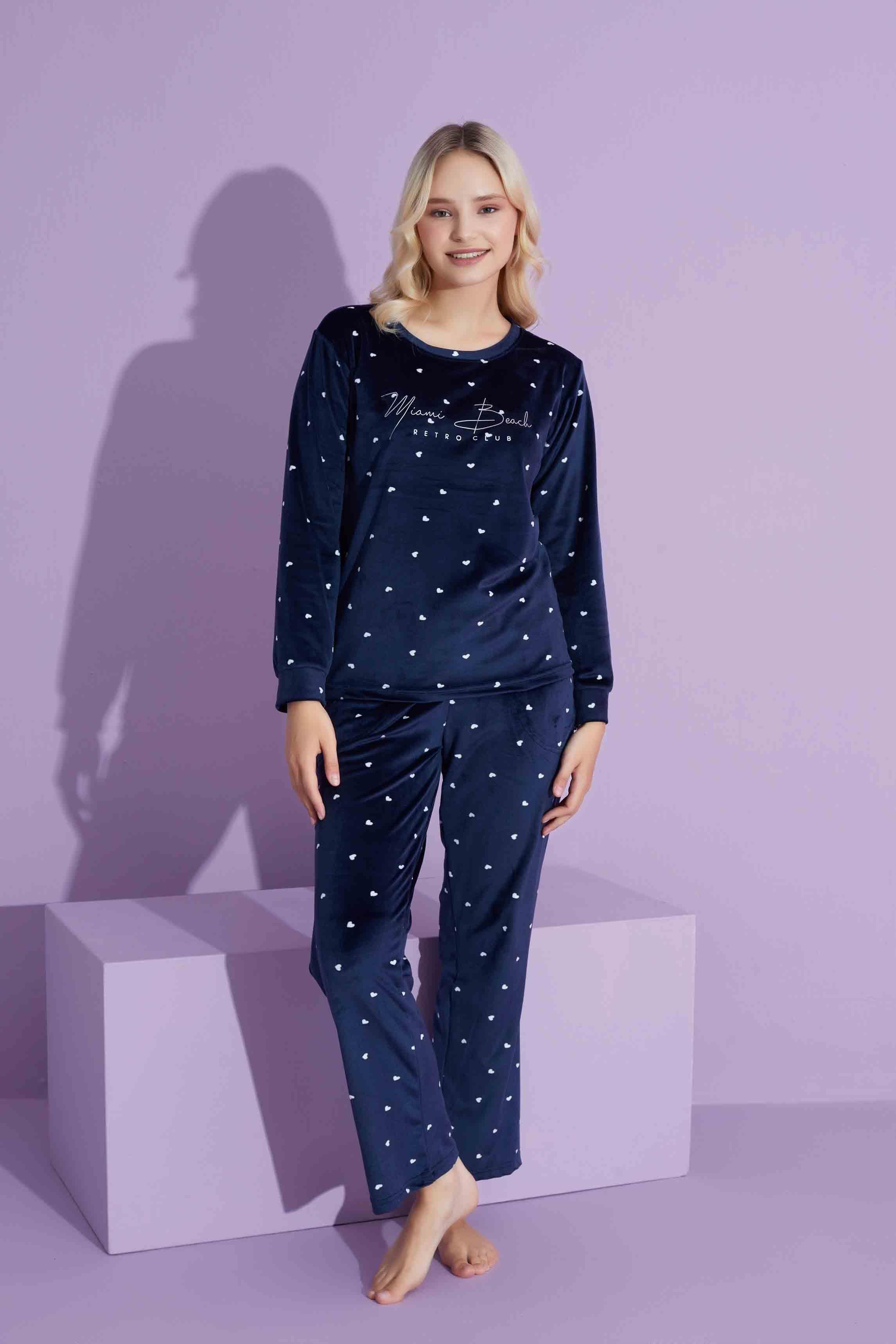 Yeni Sezon Kalp Desenli Trend Model Kadife Anne/Kız Çocuk Pijama Takımı 2776-Lacivert