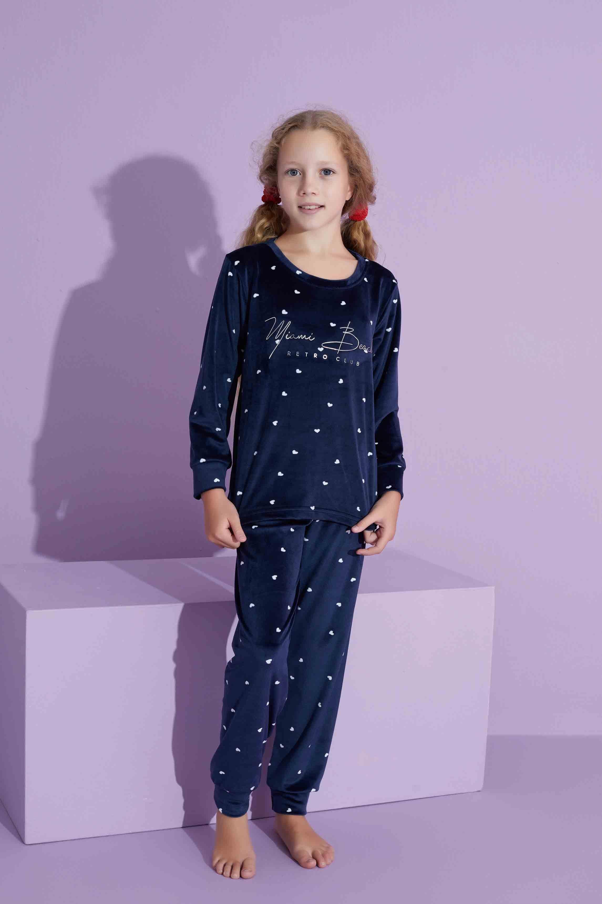 Yeni Sezon Kalp Desenli Trend Model Kadife Anne/Kız Çocuk Pijama Takımı 2776-Lacivert