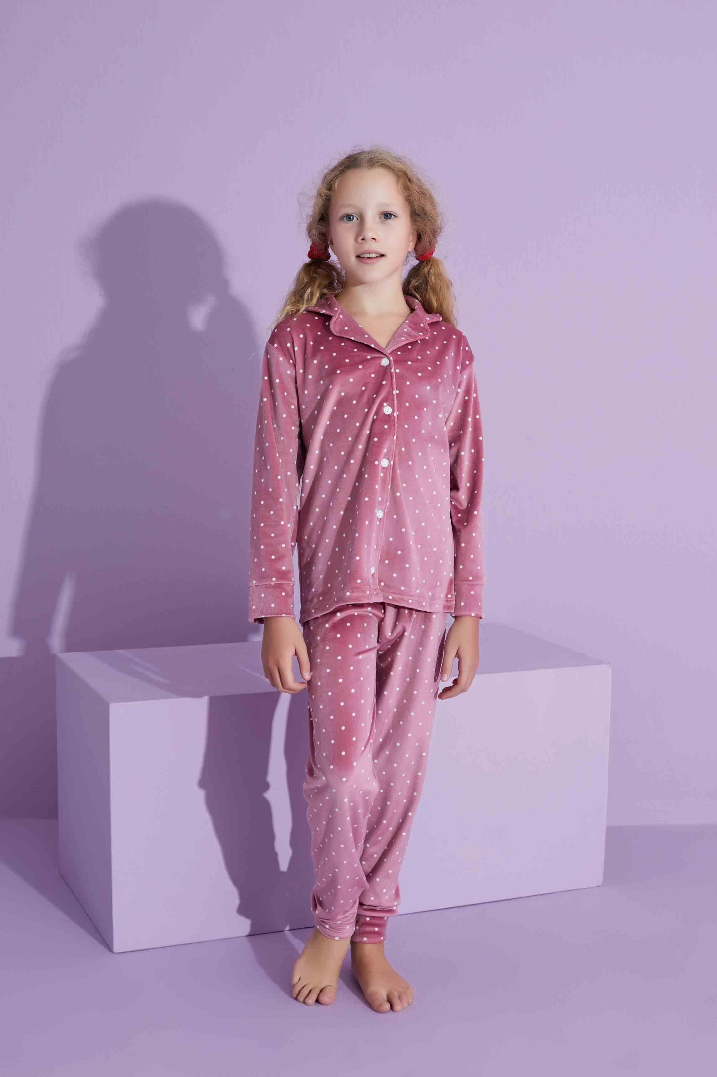 Yeni Sezon Puantiye Desenli Trend Model Kadife Anne/Kız Çocuk Pijama Takımı 2800-Pudra Puantiye