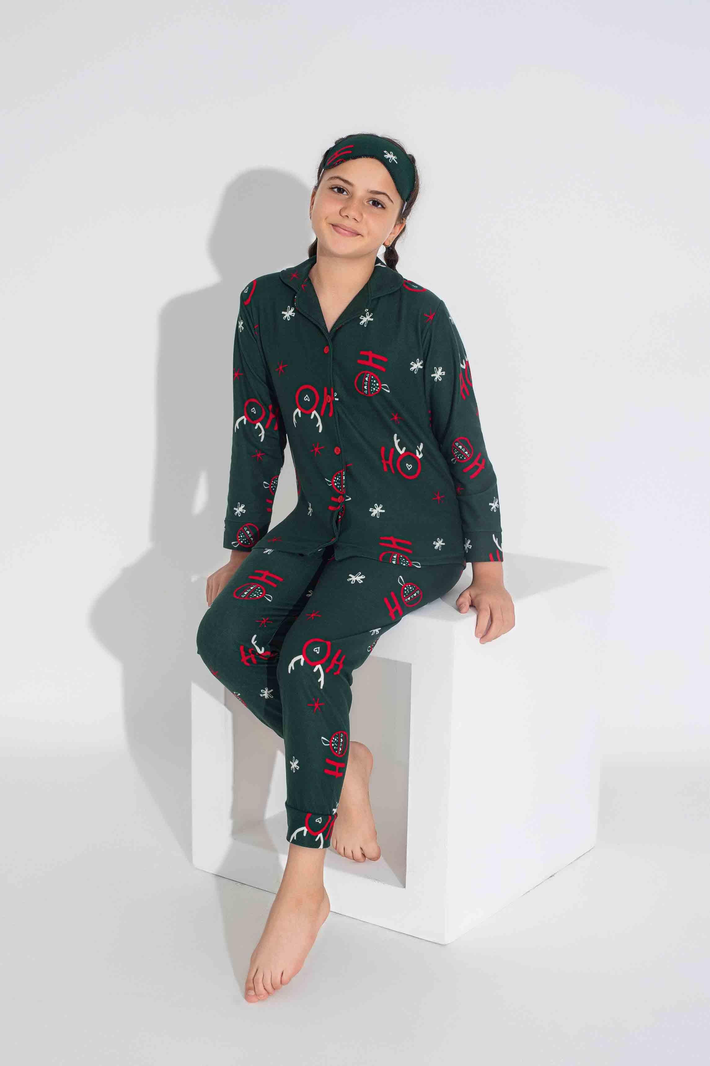 Yeni Sezon Sonbahar/Kış Anne / Kız Çocuk Geyik Desenli Süet Pijama Takımı 2724-11 Zümrüt Yeşili