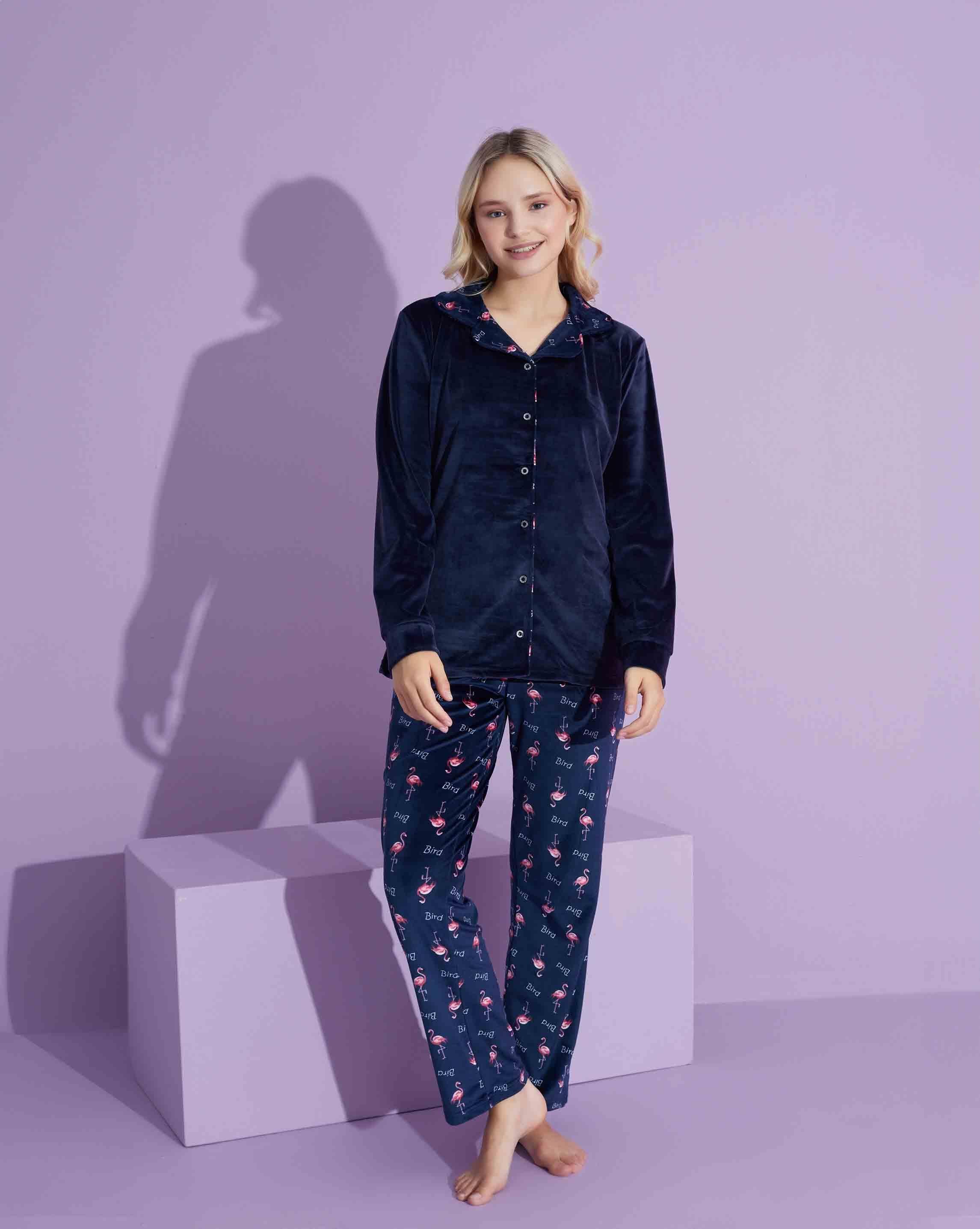 Yeni Sezon Trend Model Boydan Düğmeli Kadife Anne/Kız Çocuk Pijama Takımı 2800-Lacivert Flamingo