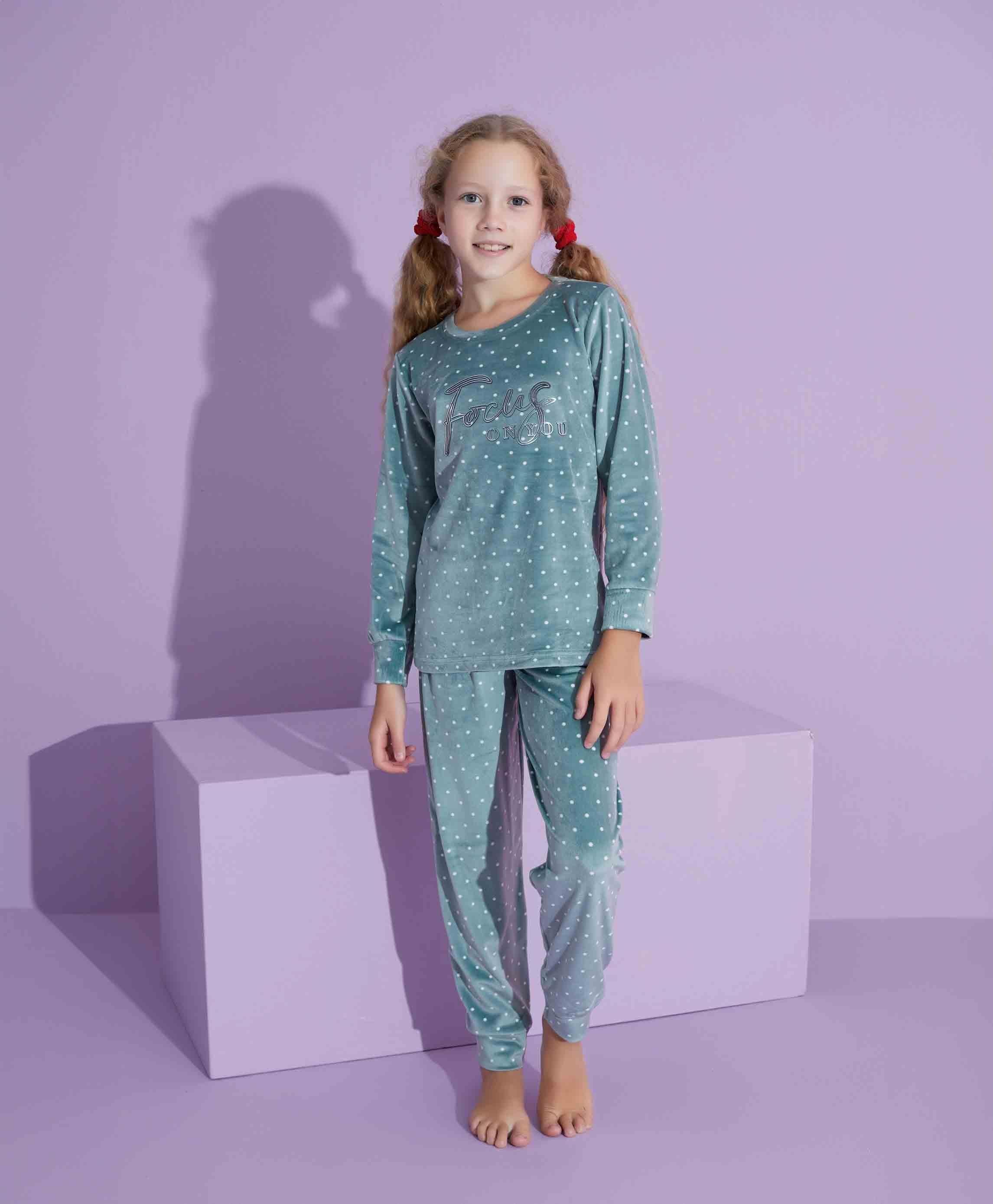 Yeni Sezon Yıldız Desenli Trend Model Kadife Anne/Kız Çocuk Pijama Takımı 2776-Mint Yeşili