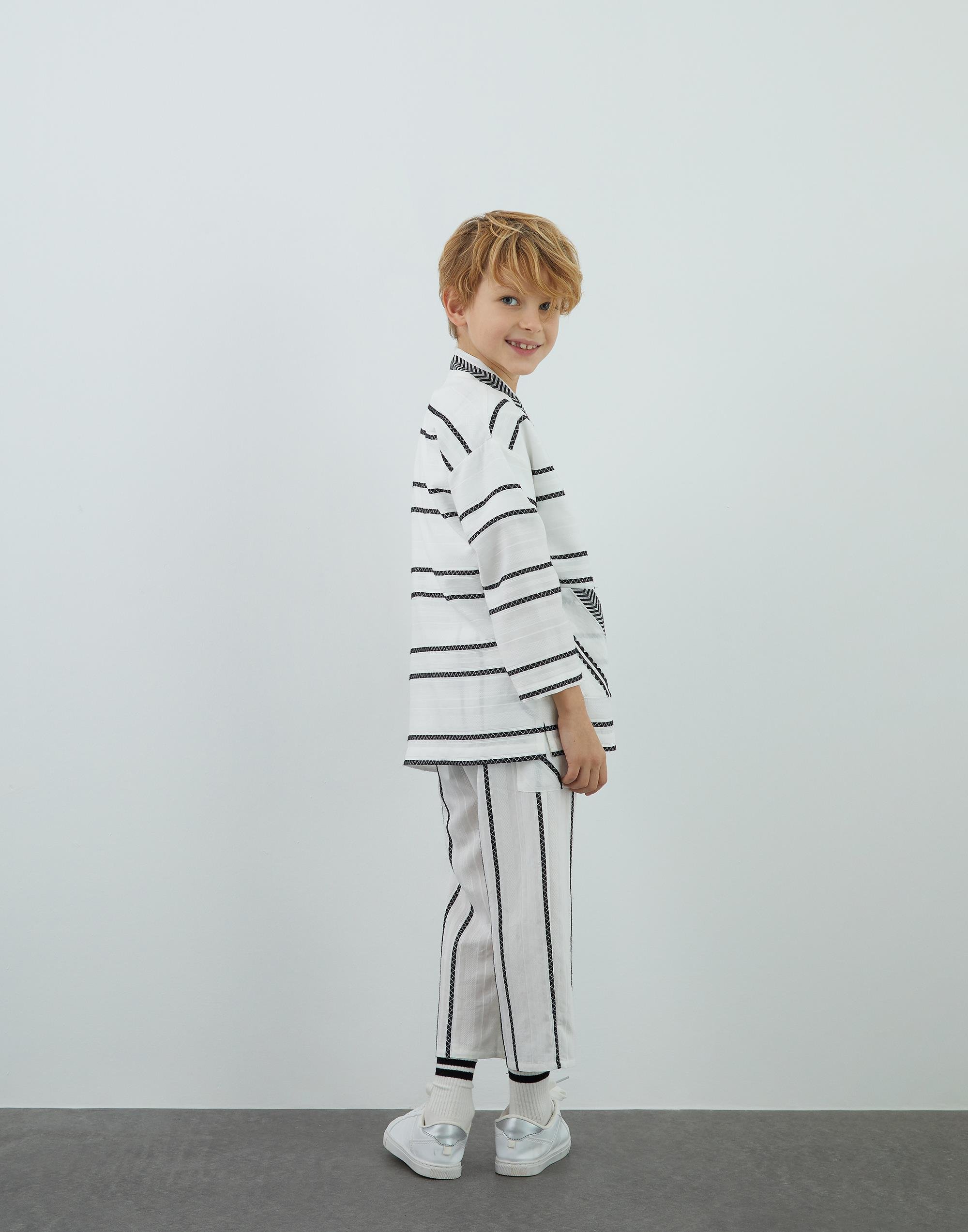 Aplike Detaylı Ekru Kimono - junior, designer dresses, bachelorette, party dresses and graduation dresses.