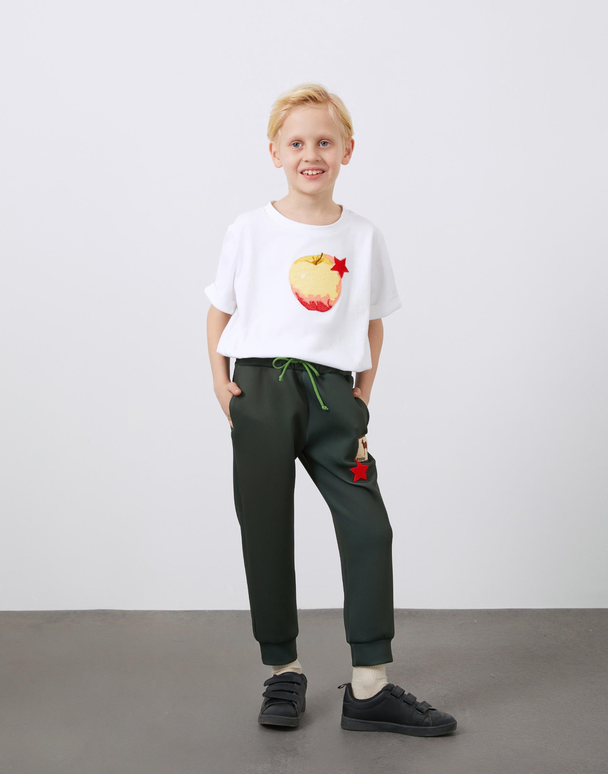 Aplike Detaylı Erkek Çocuk Jogger Pantolon - junior, designer dresses, bachelorette, party dresses and graduation dresses.