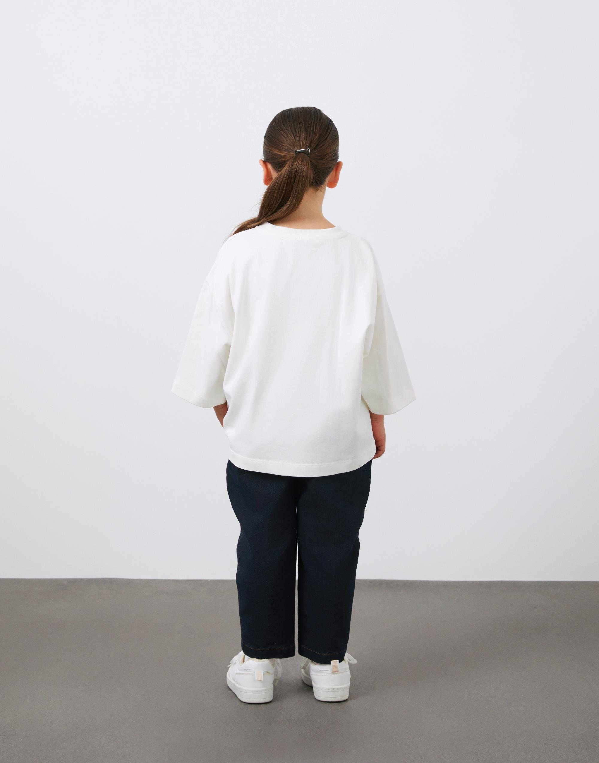 Aplike Detaylı Kız Çocuk Beyaz Tişört - junior, designer dresses, bachelorette, party dresses and graduation dresses.