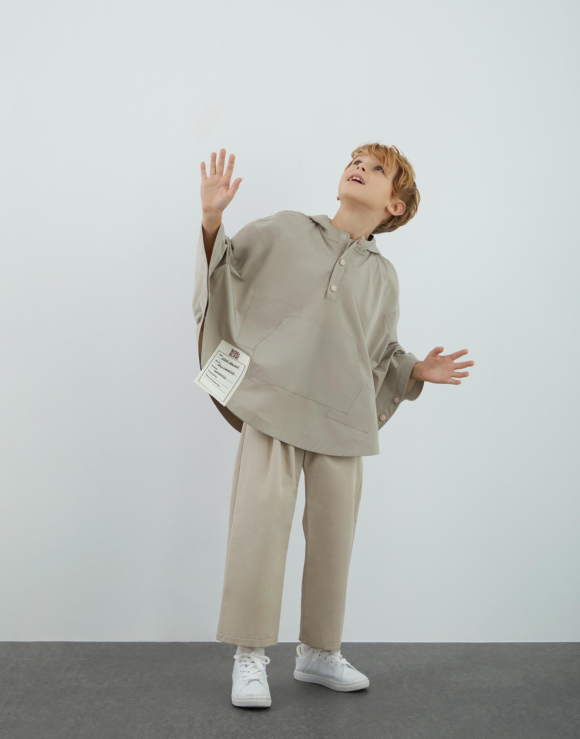 Aplike Nakış Detaylı Panço Bej Yağmurluk - junior, designer dresses, bachelorette, party dresses and graduation dresses.