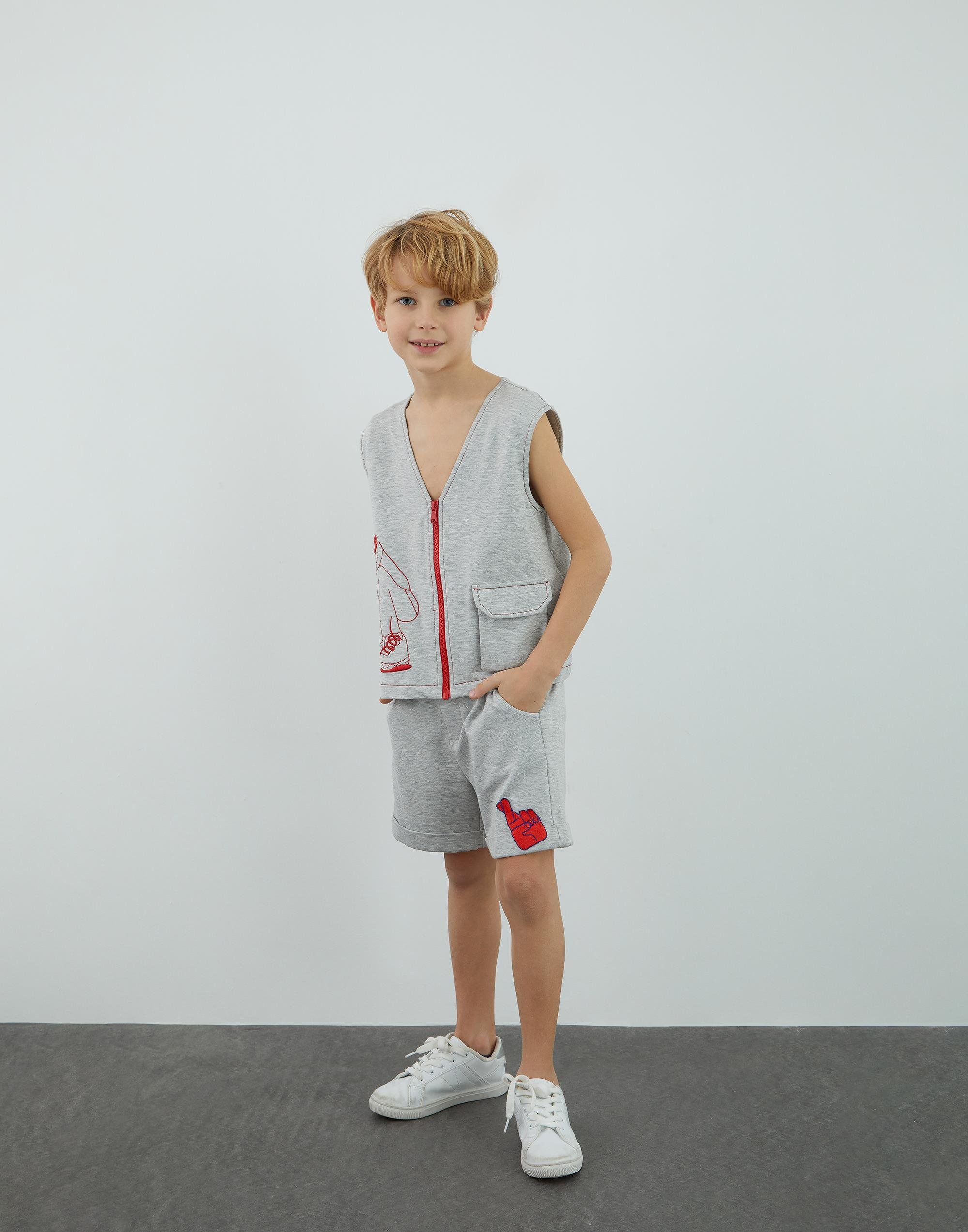 Aplikeli Gri Spor Şort - junior, designer dresses, bachelorette, party dresses and graduation dresses.