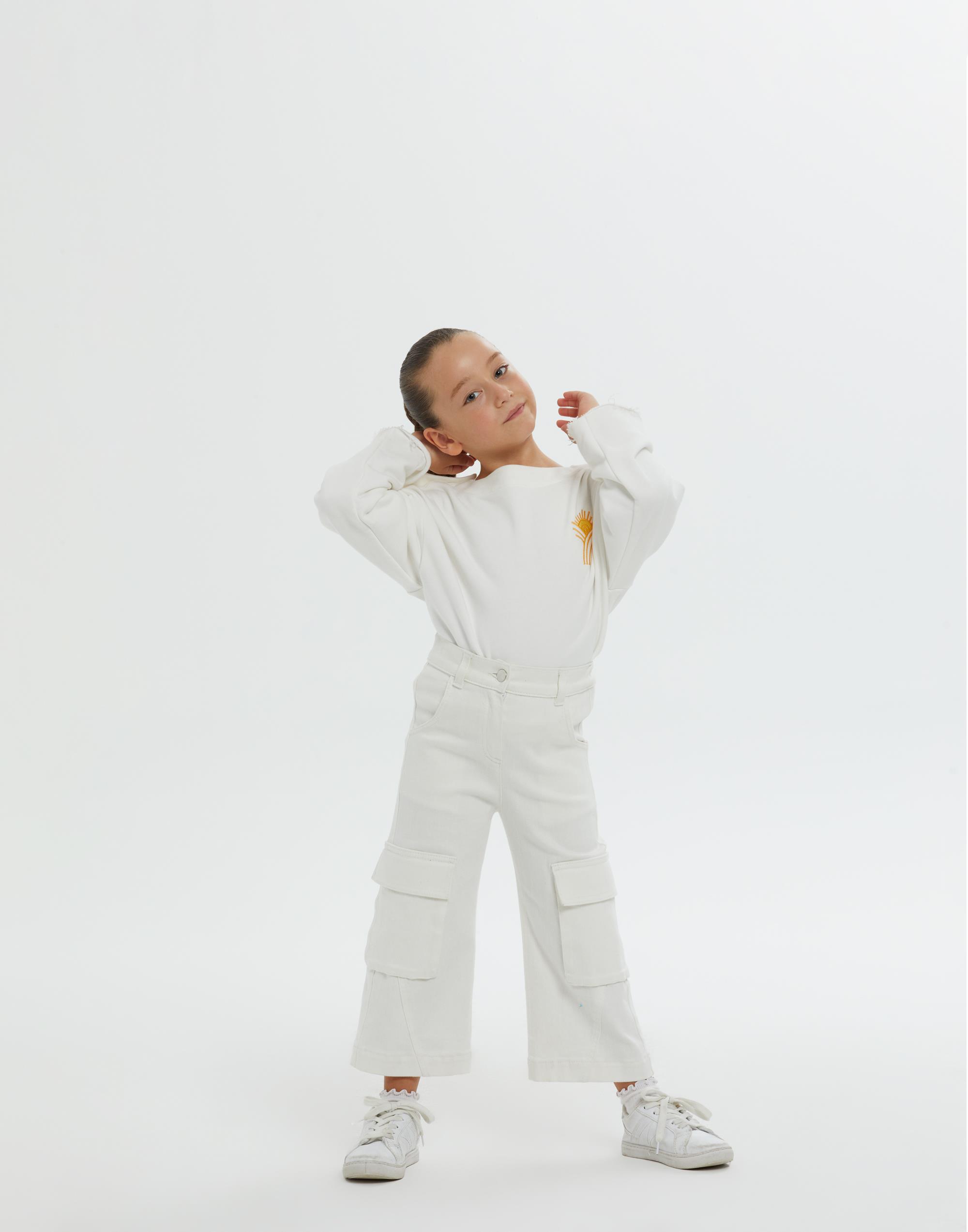 Beli Lastikli Kargo Cepli Flare Paça Beyaz Kız Çocuk Pantolon - junior, designer dresses, bachelorette, party dresses and graduation dresses.