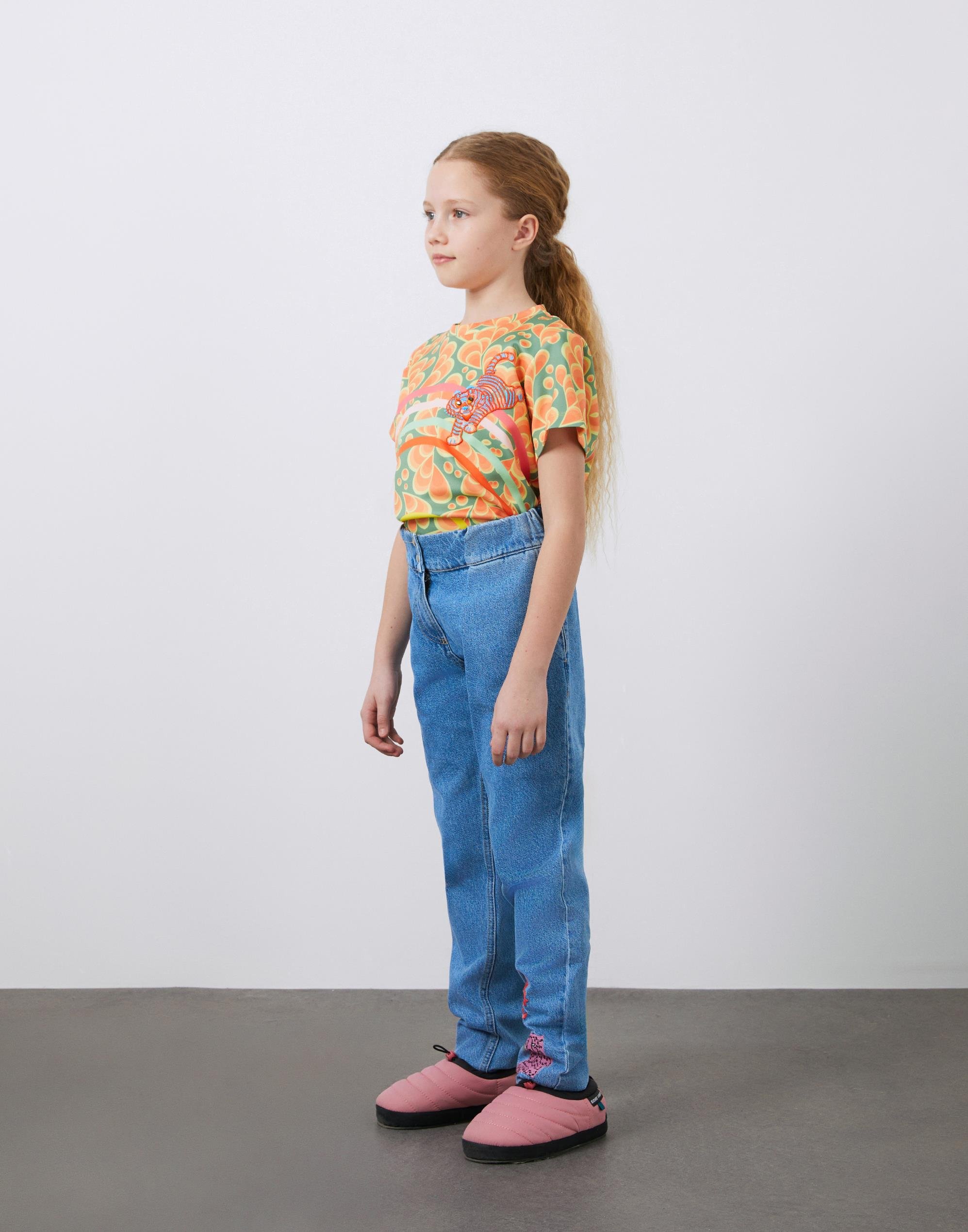 Beli Lastikli Nakış Detaylı Kız Çocuk Jean Pantolon - junior, designer dresses, bachelorette, party dresses and graduation dresses.