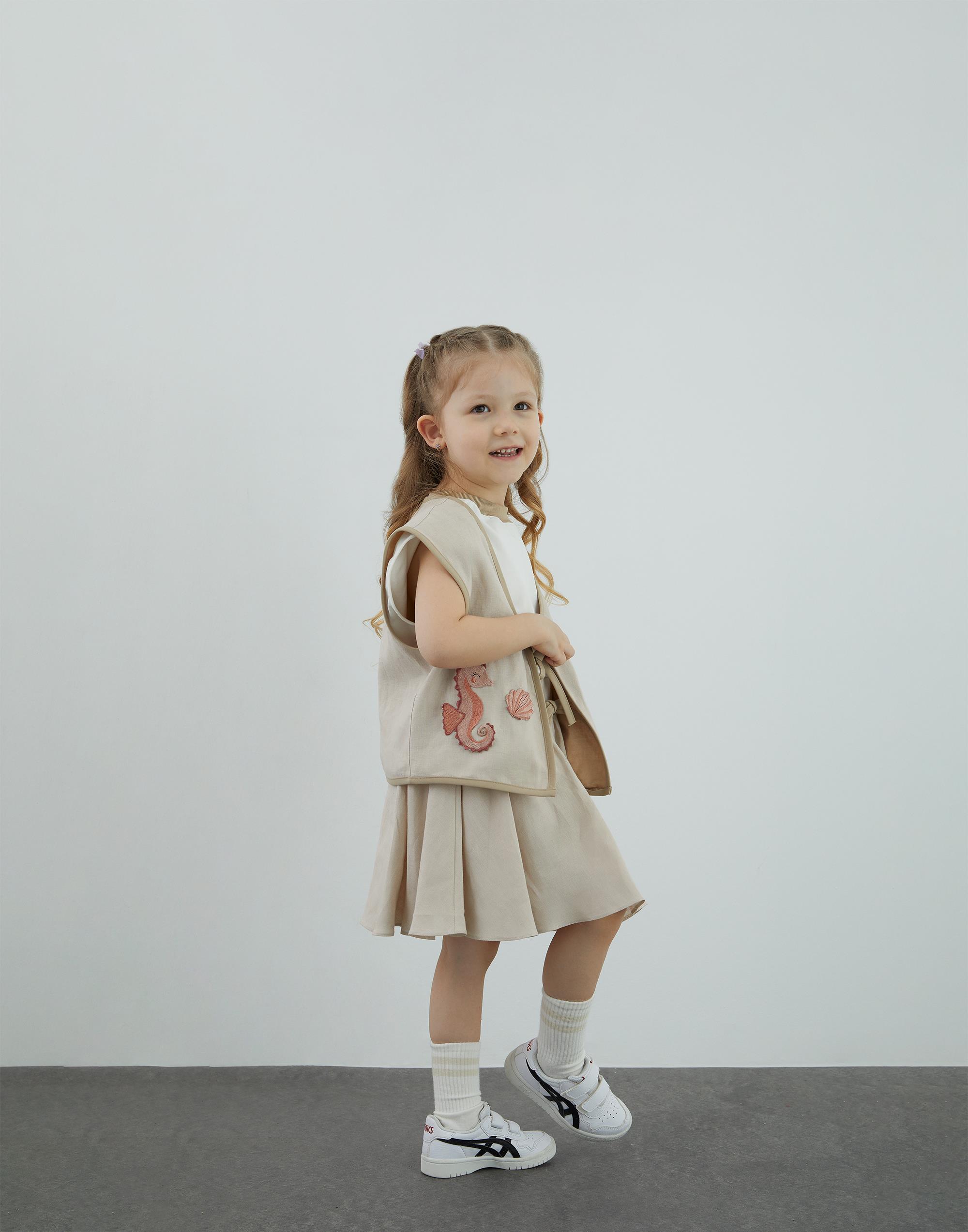 Biye Ve Nakış Detaylı Bej Yelek - junior, designer dresses, bachelorette, party dresses and graduation dresses.