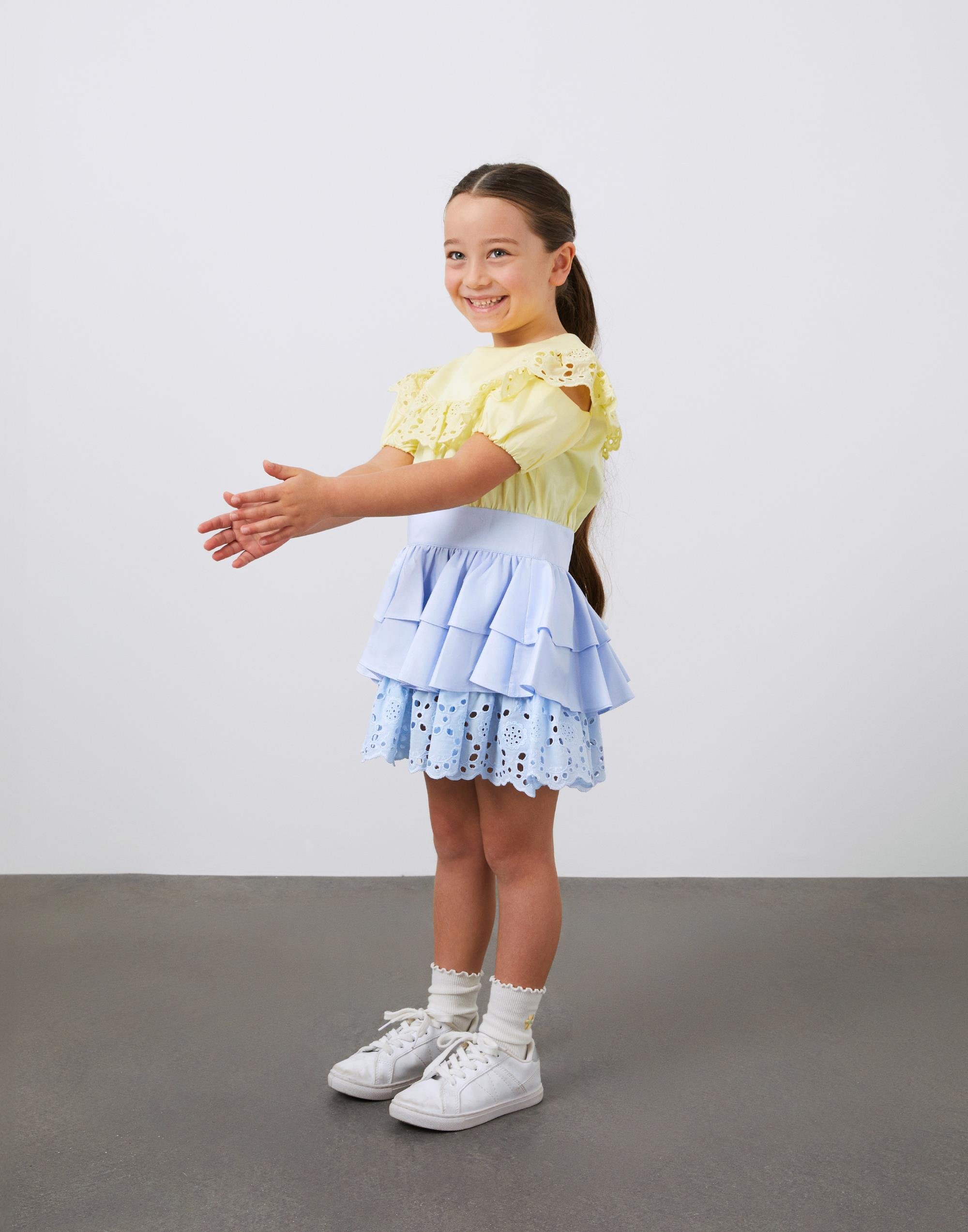 Dantel Detaylı 2 Renk Poplin Fırfırlı Kız Çocuk Elbise - junior, designer dresses, bachelorette, party dresses and graduation dresses.