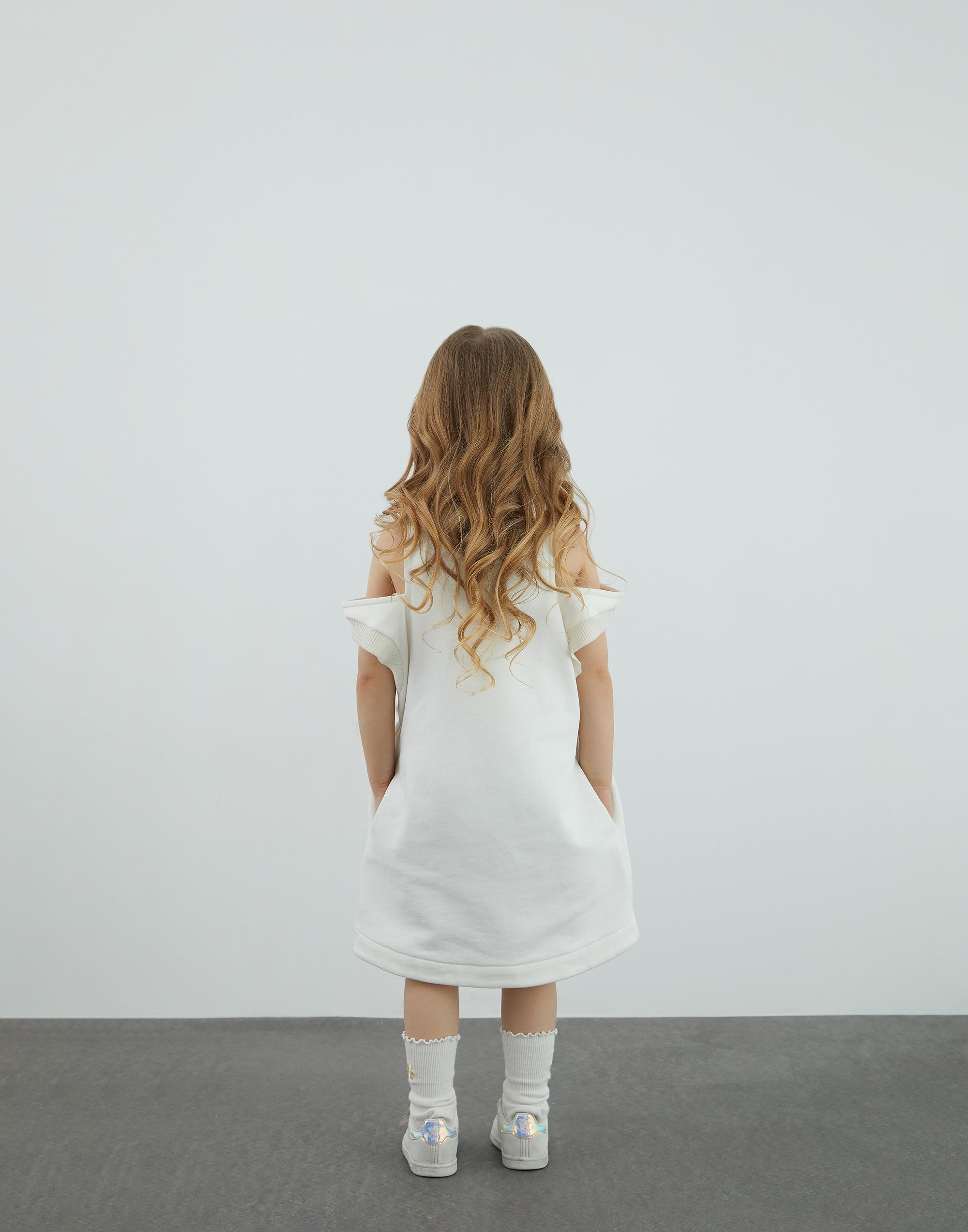 Düşük Omozlu Kız Çocuk Ekru Spor Elbise - junior, designer dresses, bachelorette, party dresses and graduation dresses.