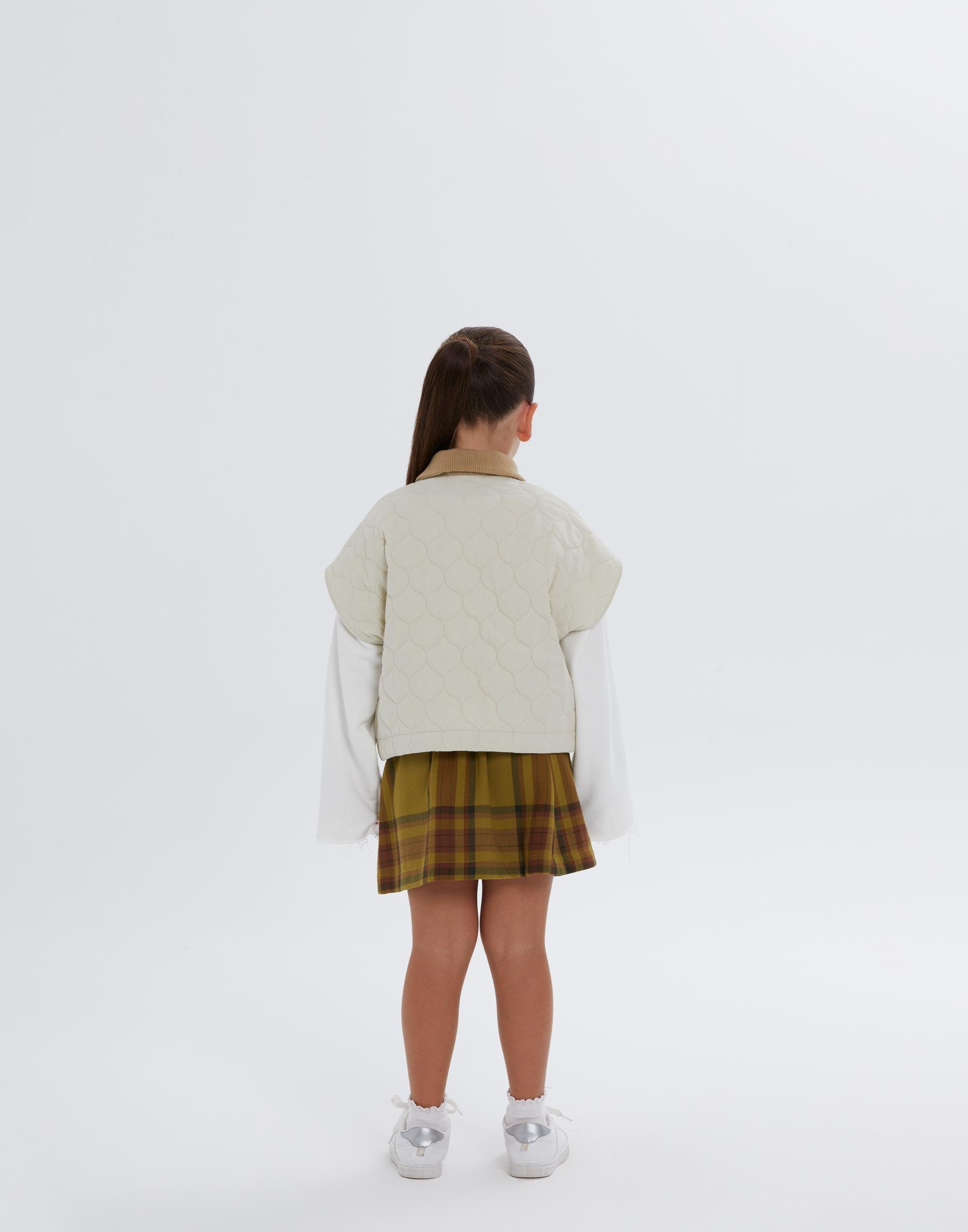 Gömlek Yakalı Kapitone İşlemeli Asimetrik Astarlı Bej Kız Çocuk Yelek - junior, designer dresses, bachelorette, party dresses and graduation dresses.