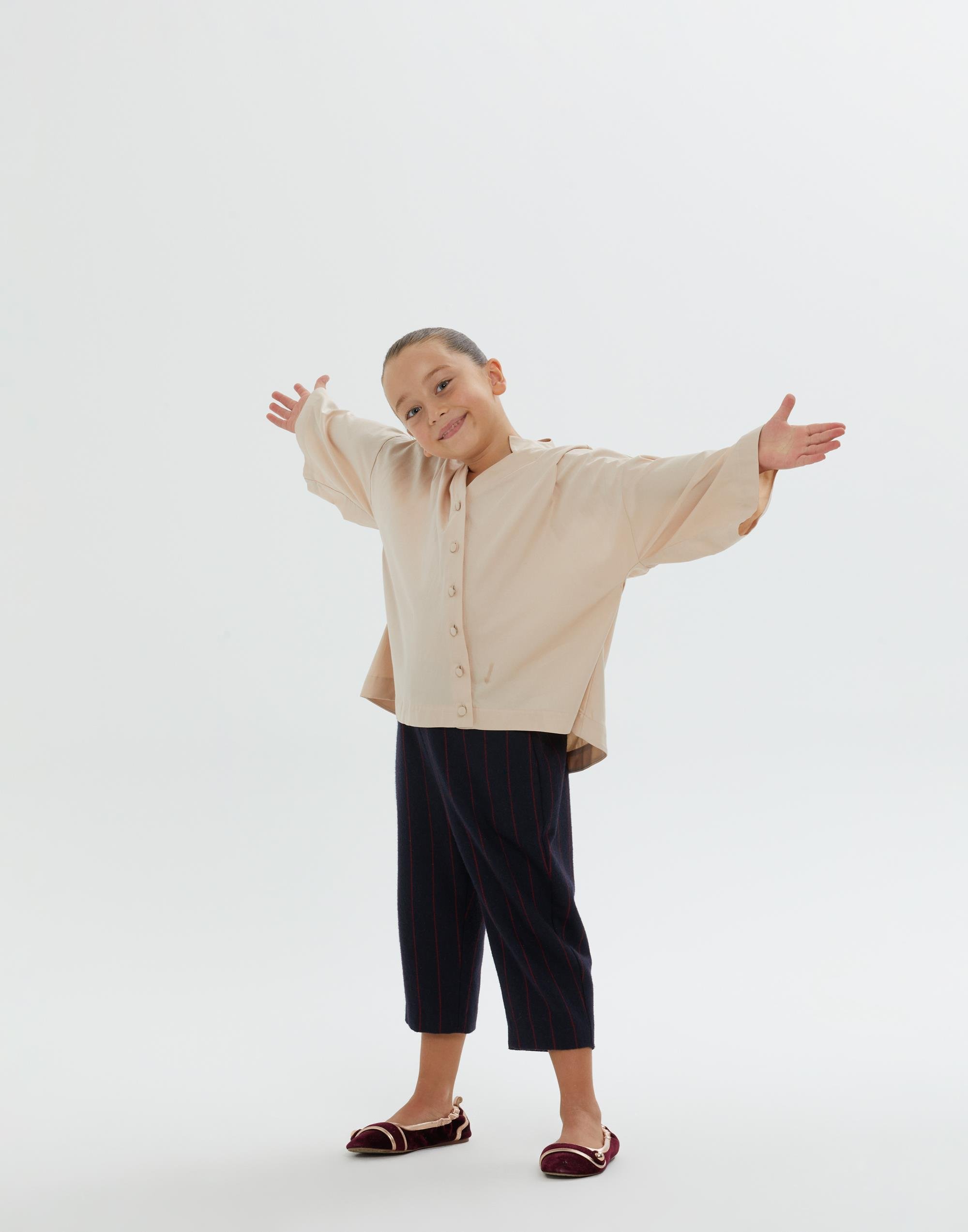 Hakim V Yakalı Asimetrik Düşük Omuzlu Bej Kız Çocuk Gömlek - junior, designer dresses, bachelorette, party dresses and graduation dresses.