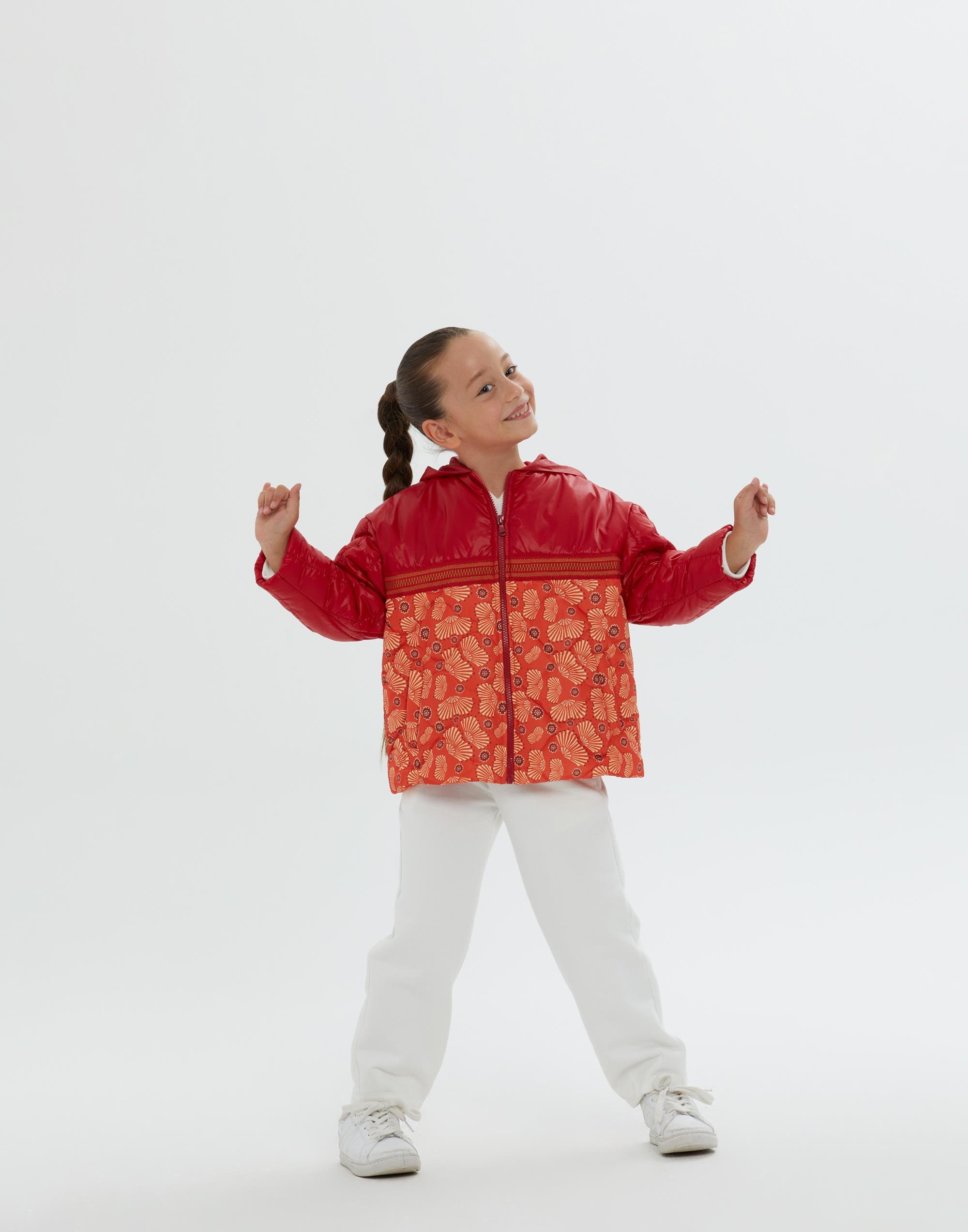 Kapüşonlu Alt Parça Desenli Kırmızı Astarlı Kız Çocuk Mont - junior, designer dresses, bachelorette, party dresses and graduation dresses.