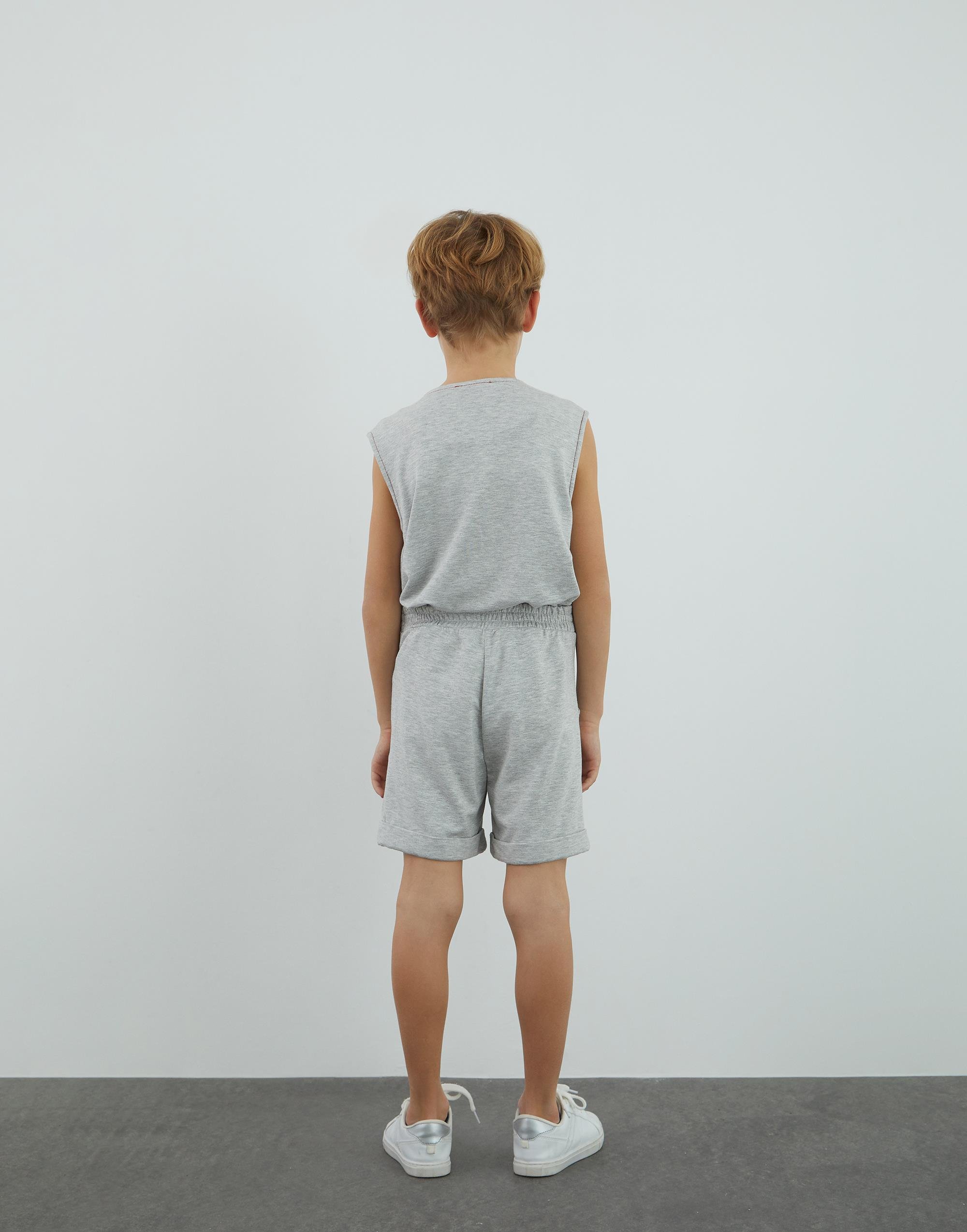 Kontrast Nakış Detaylı Gri Spor Yelek - junior, designer dresses, bachelorette, party dresses and graduation dresses.