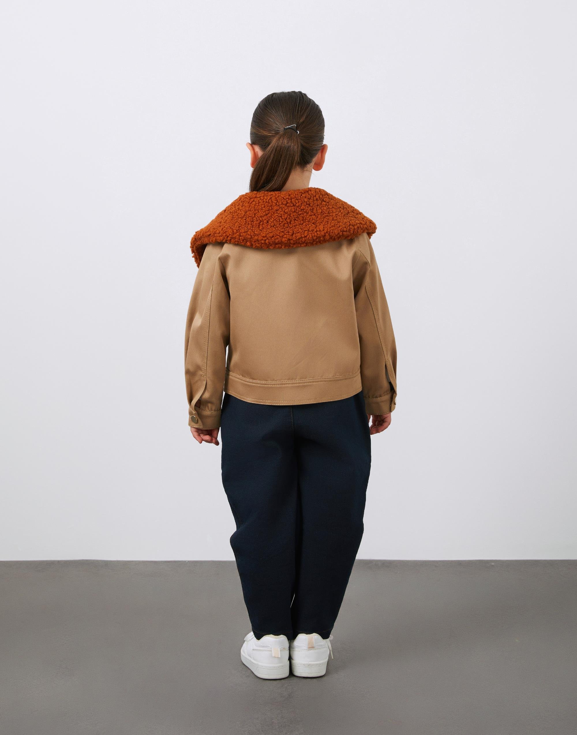 Kürk Bebe Yaka Detaylı Kahverengi Kız Çocuk Ceket - junior, designer dresses, bachelorette, party dresses and graduation dresses.