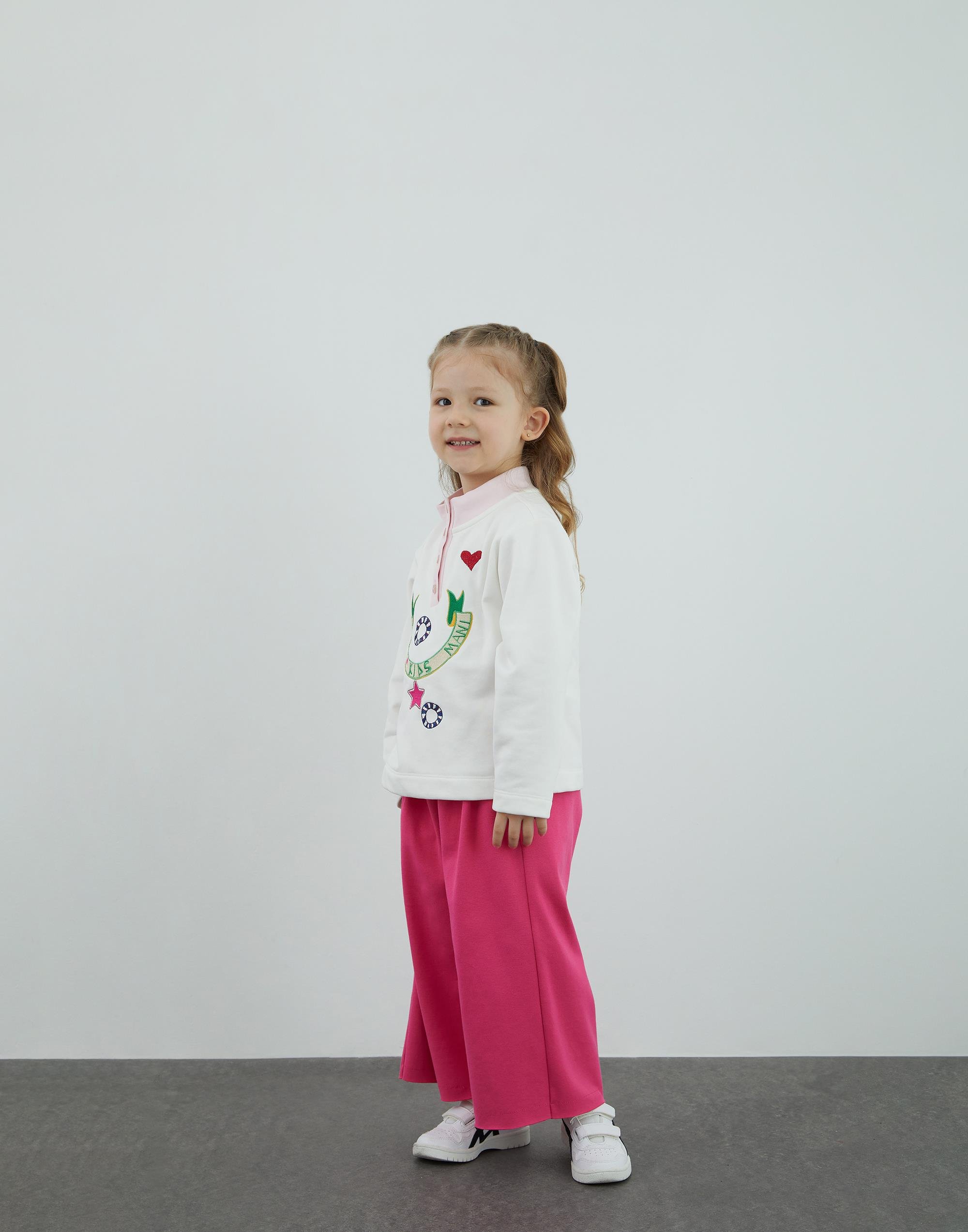 Nakış Detaylı Dik Yaka Ekru Sweatshirt - junior, designer dresses, bachelorette, party dresses and graduation dresses.