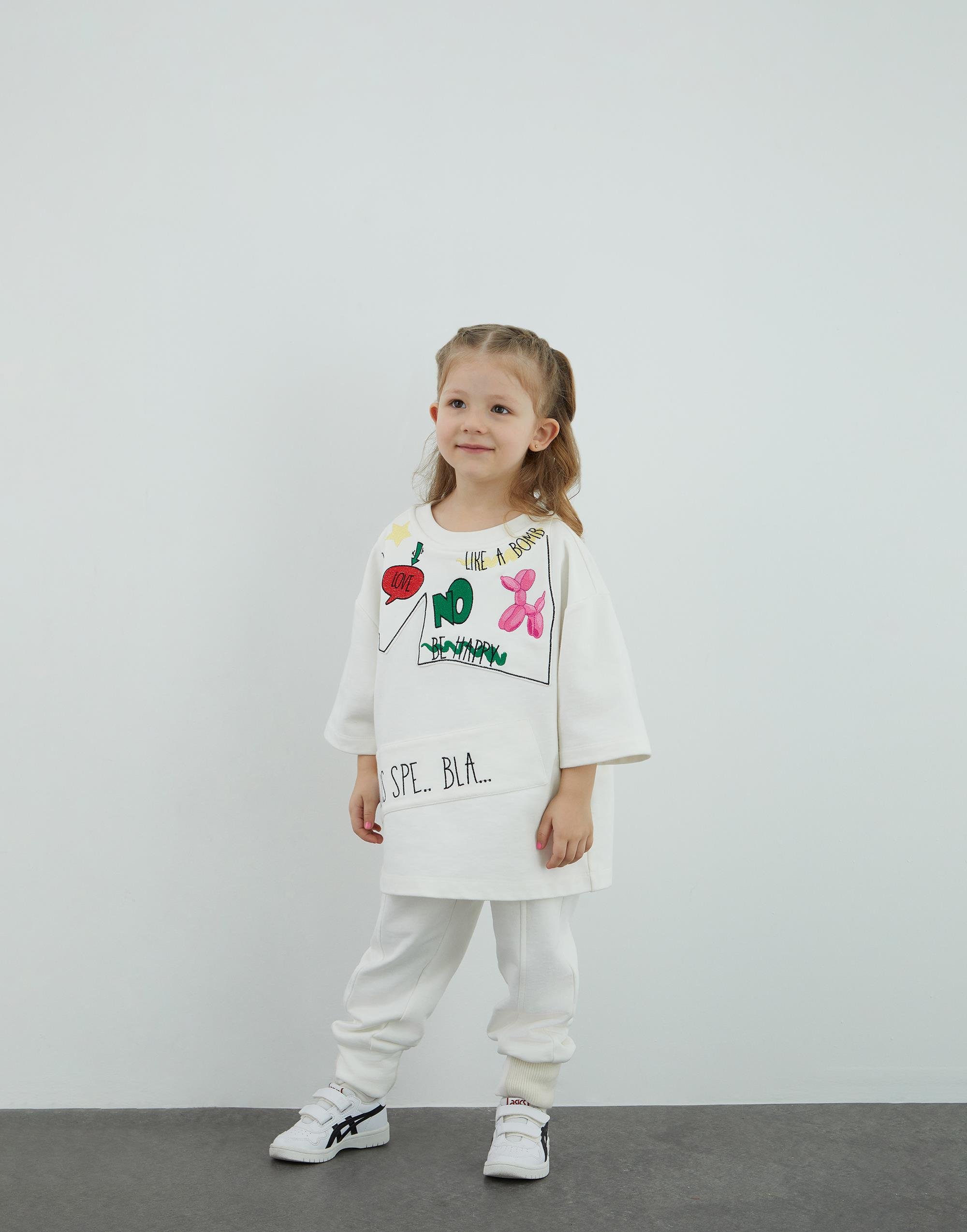 Nakış Detaylı Overize T Ekru Shirt - junior, designer dresses, bachelorette, party dresses and graduation dresses.