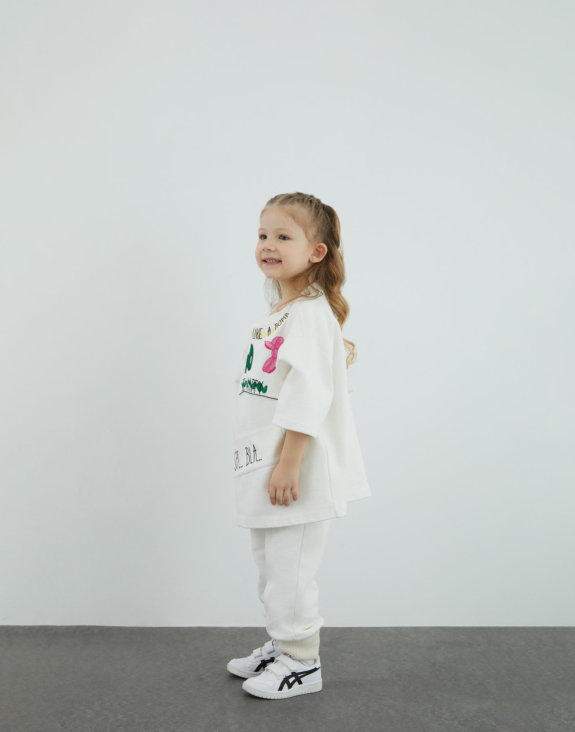 Nakış Detaylı Overize T Ekru Shirt - junior, designer dresses, bachelorette, party dresses and graduation dresses.